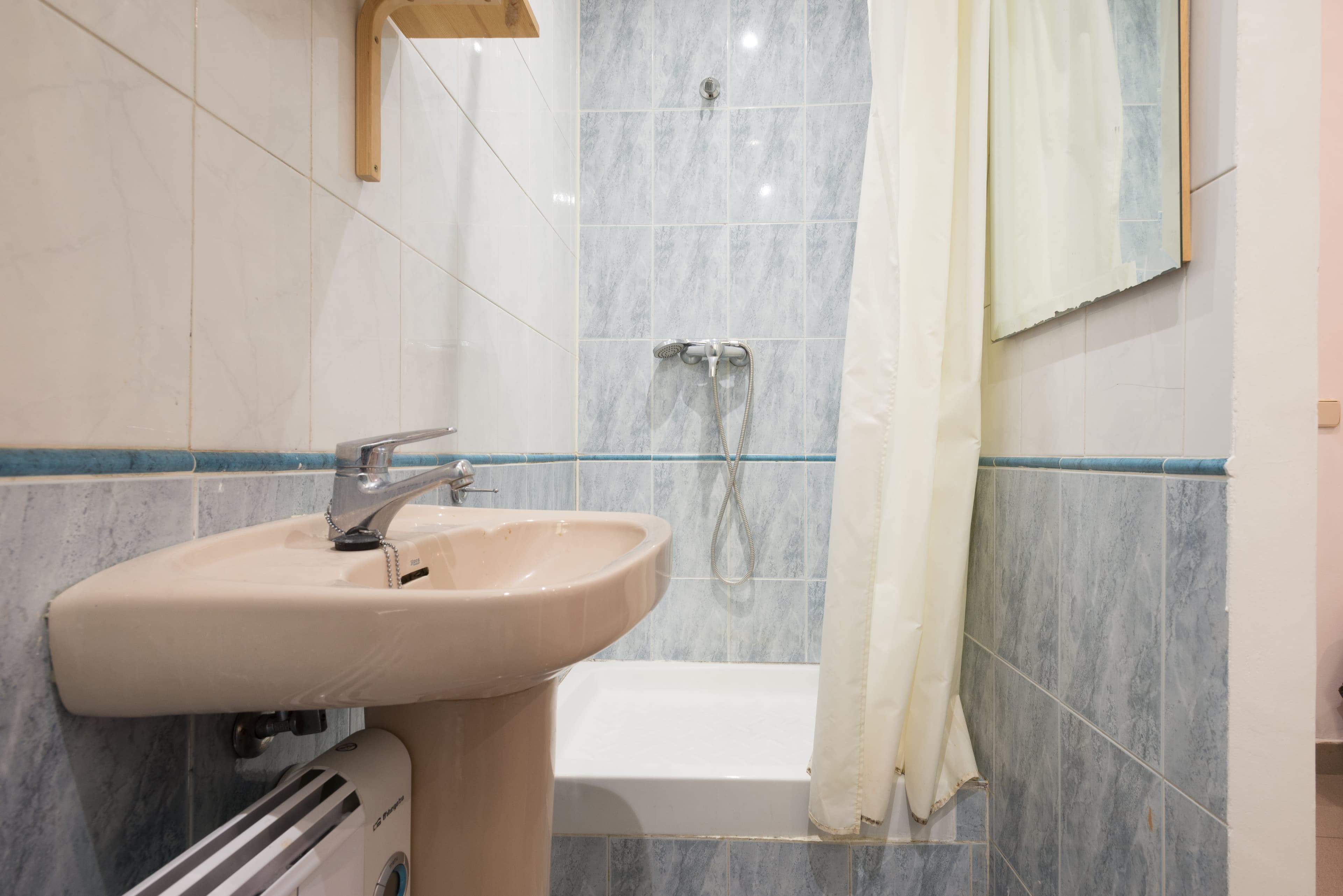 Image of the room