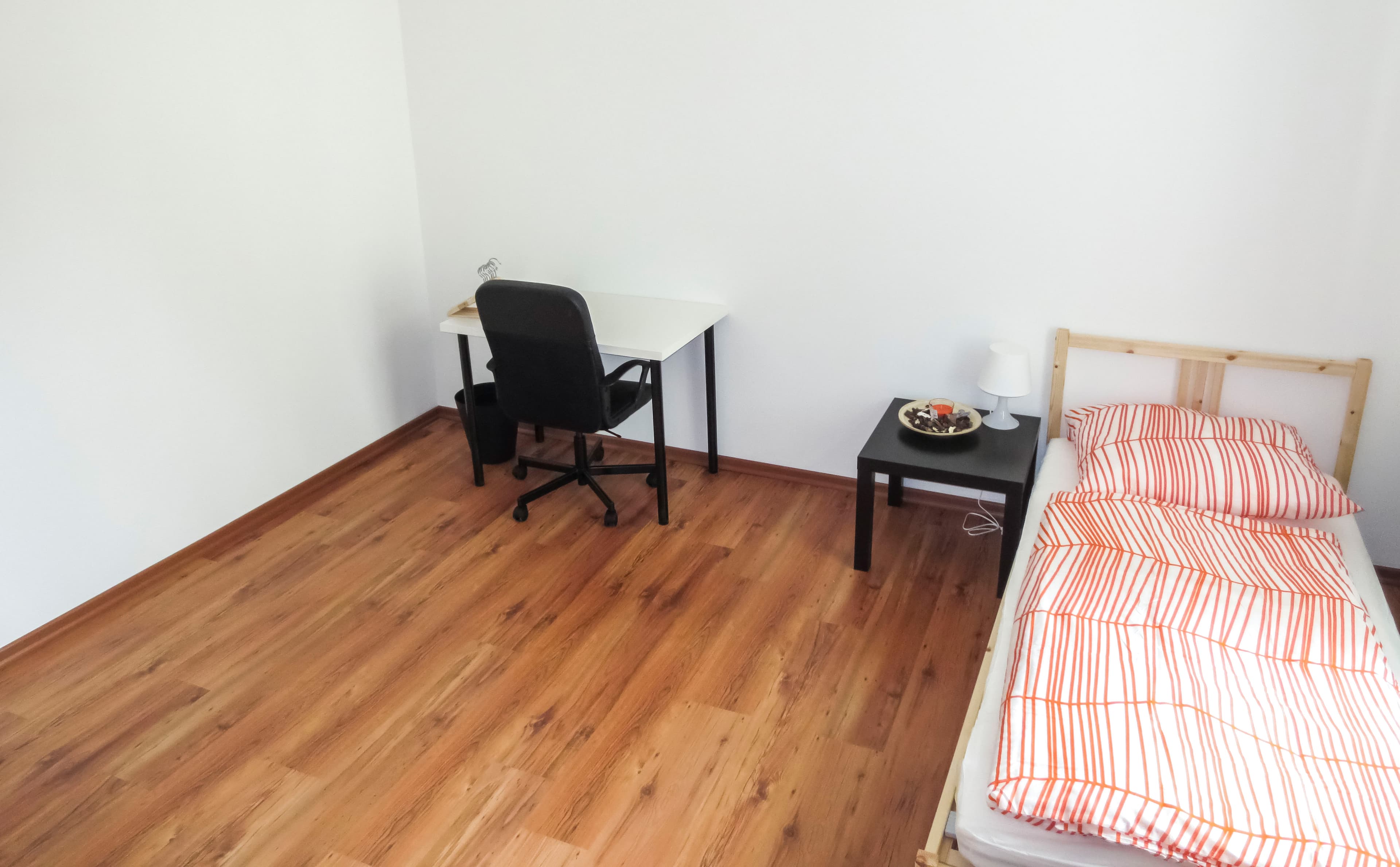 Marketing picture of unit DE-01-032-04M