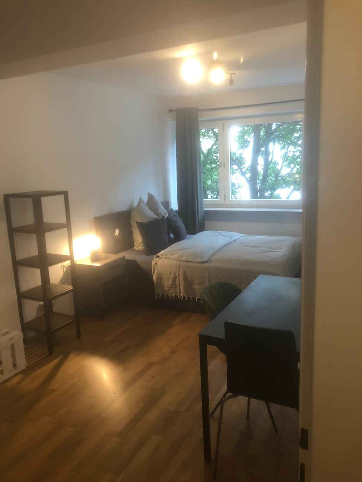 room-image