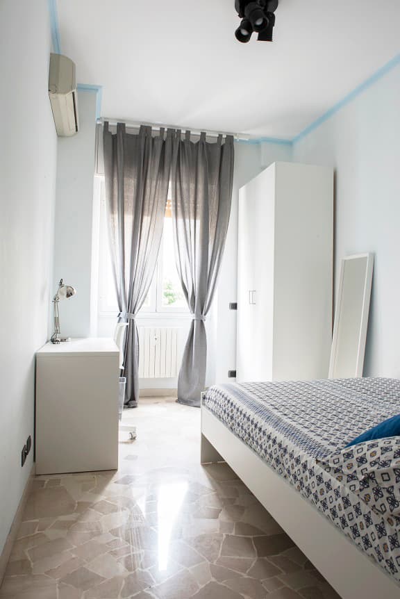 Image of the room