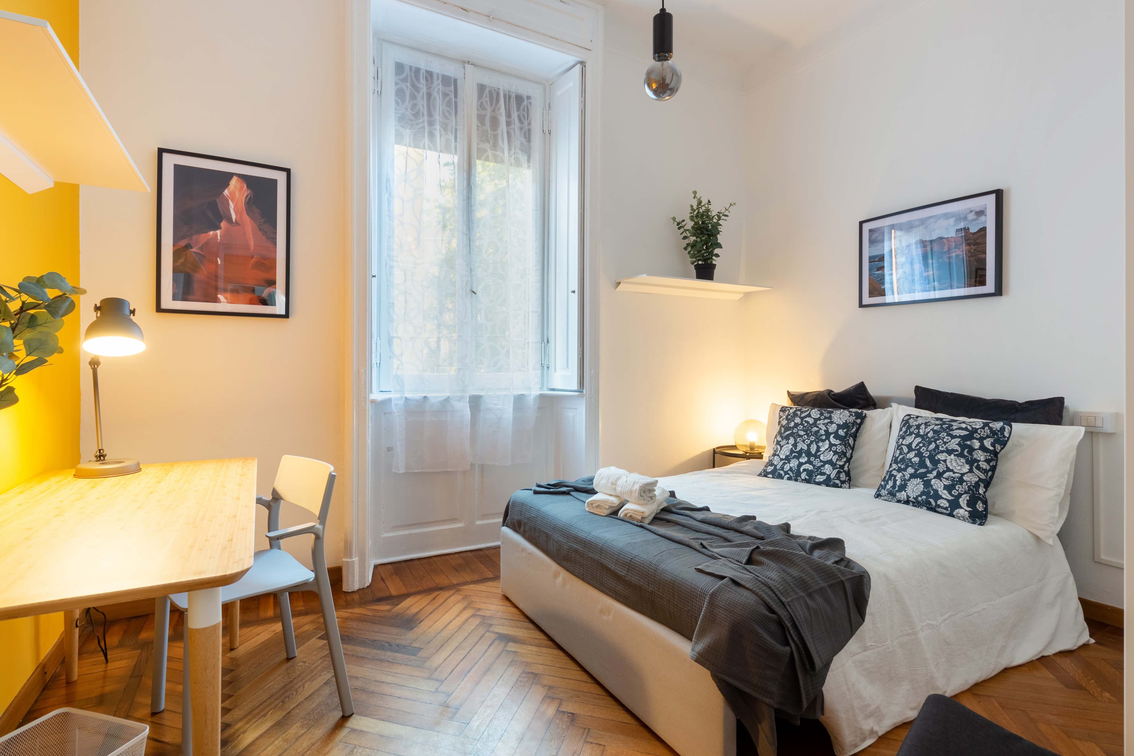 room-image
