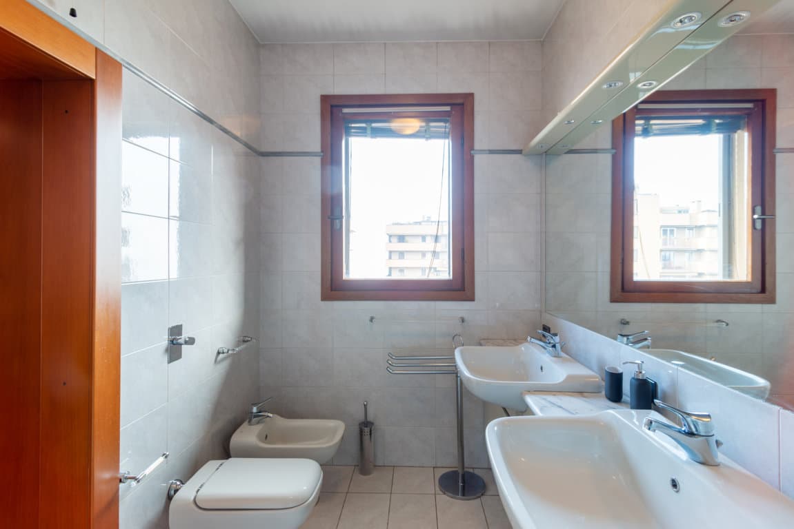 Image of the room