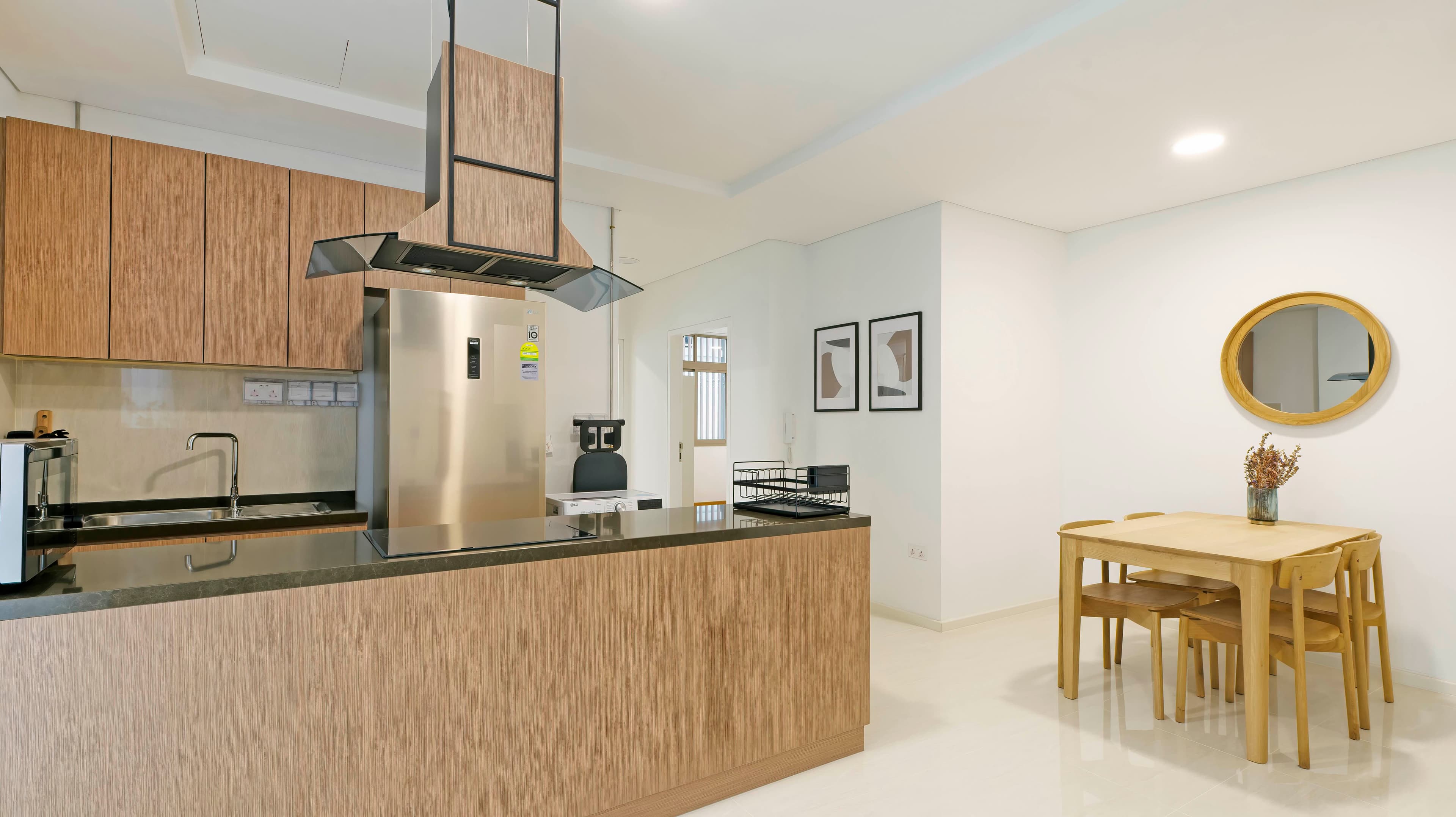 Marketing picture of unit SG-01-001-002-02