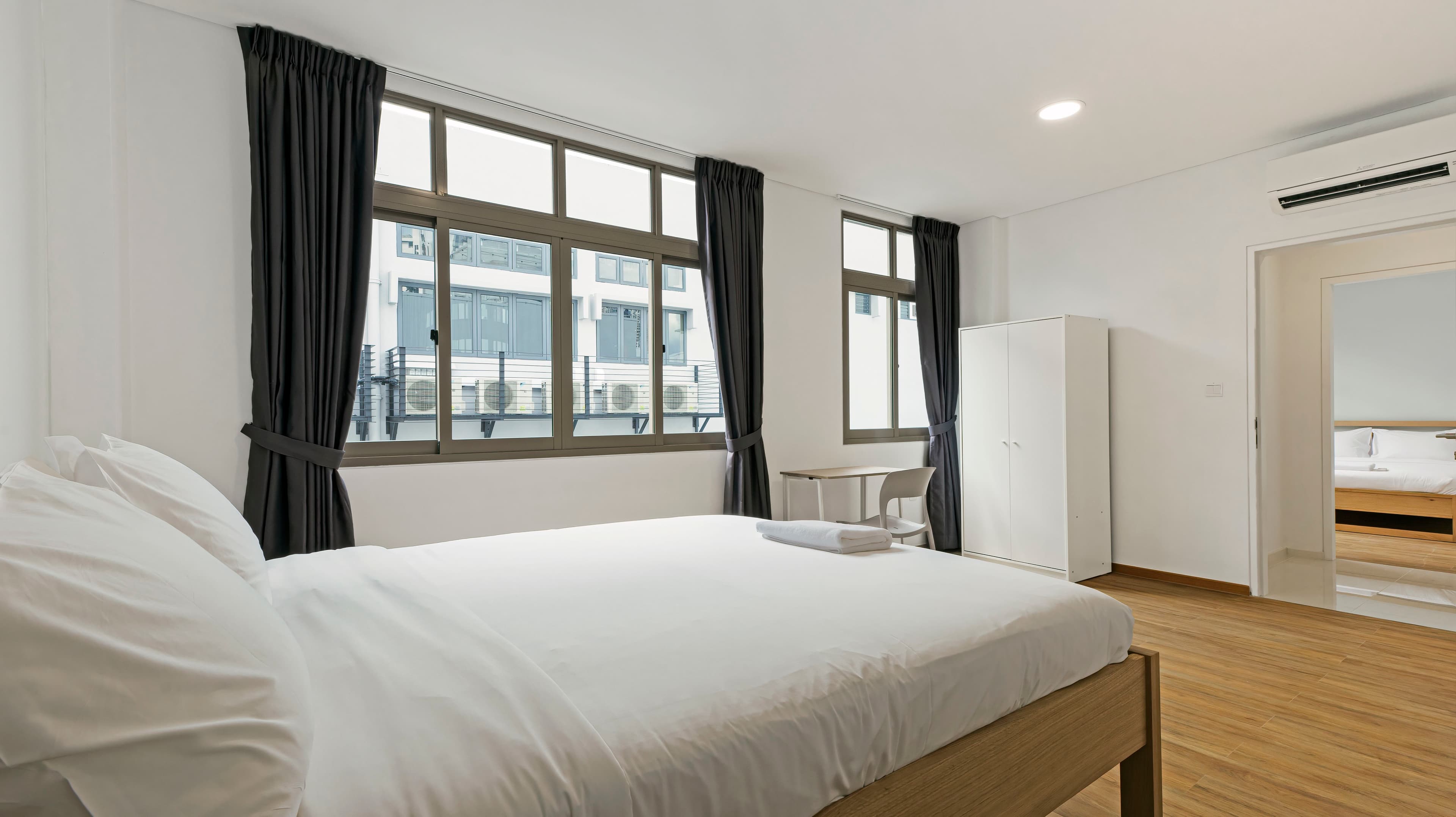 Marketing picture of unit SG-01-001-012-02