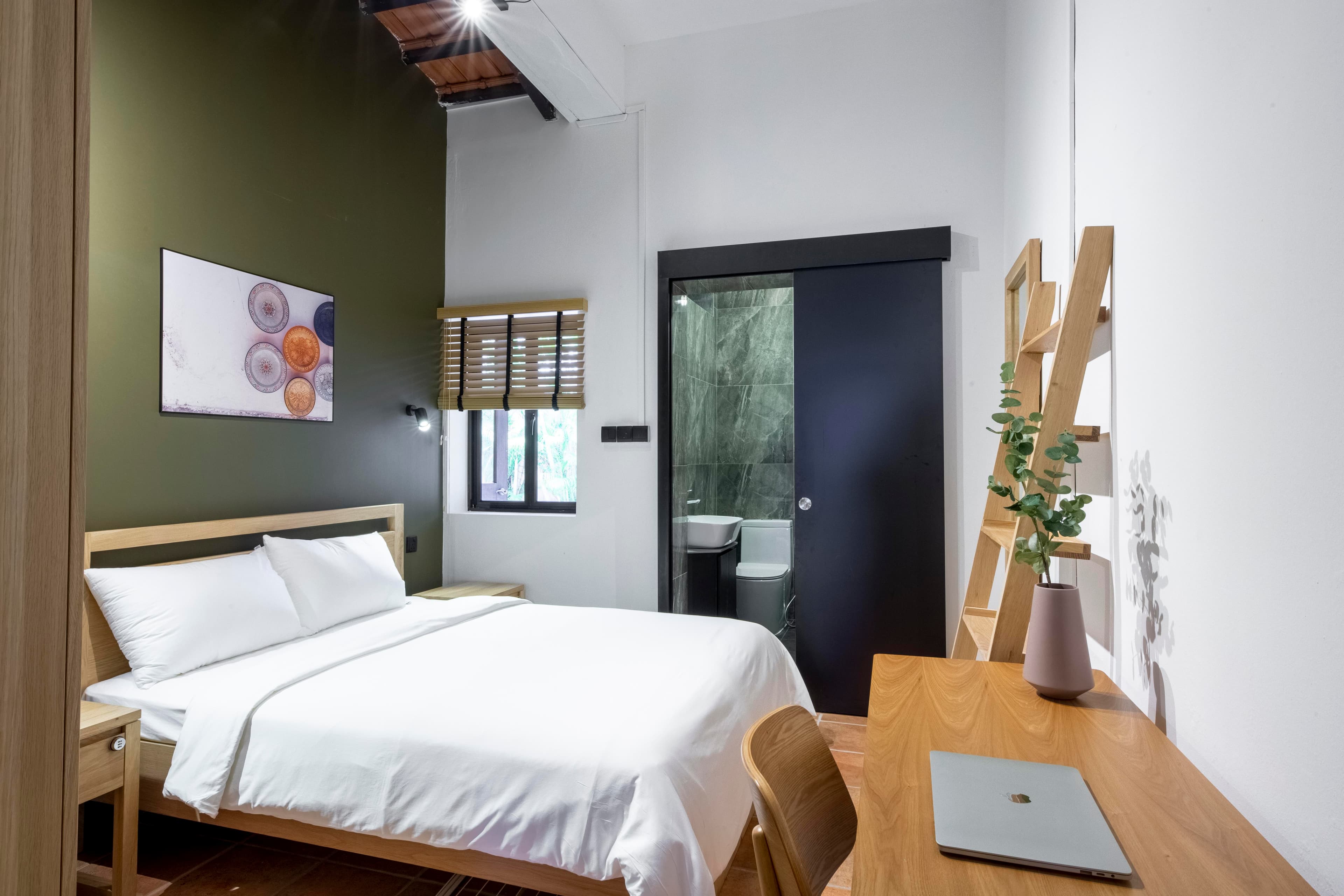 Image of the room