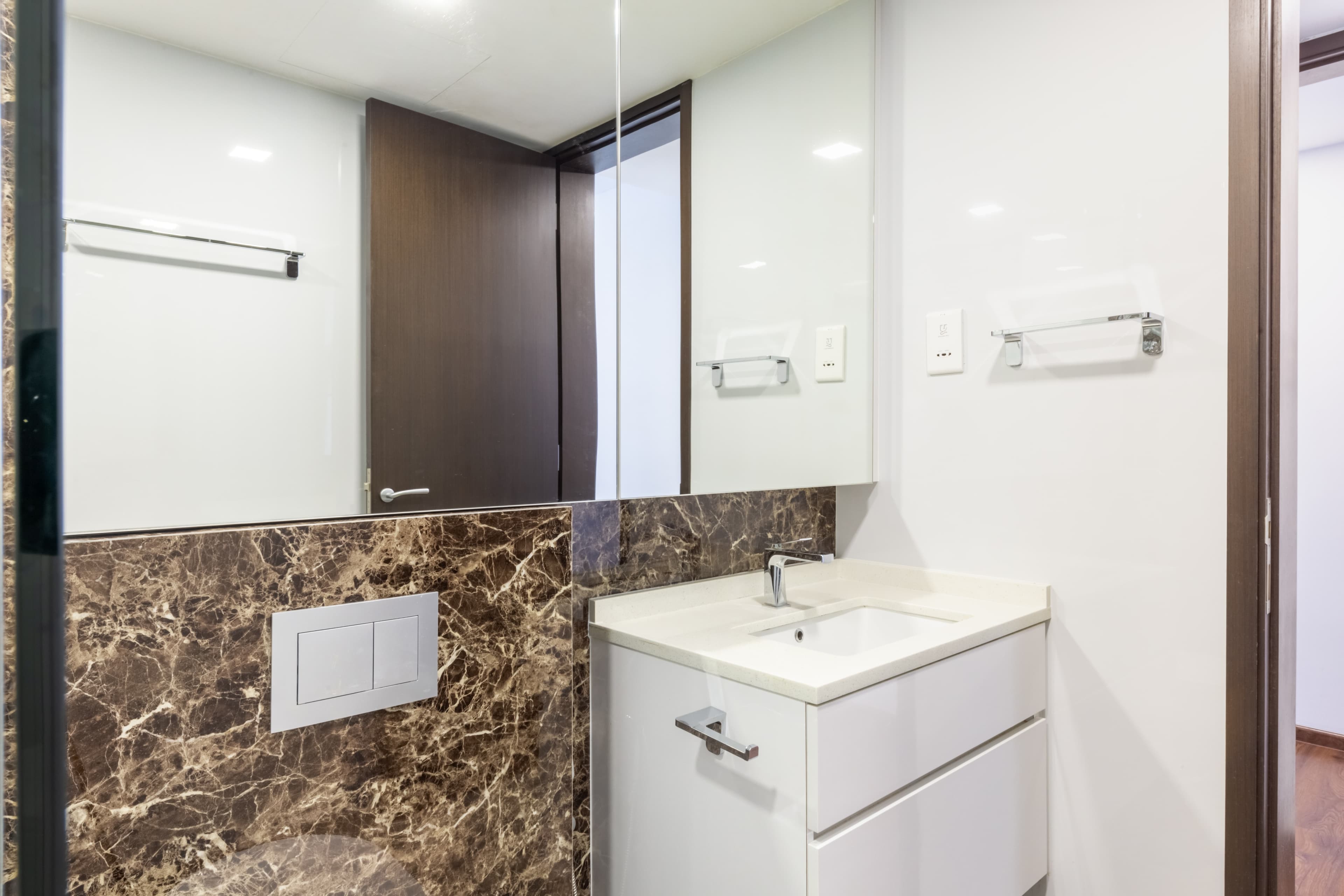 Marketing picture of unit SG-01-002-009-01