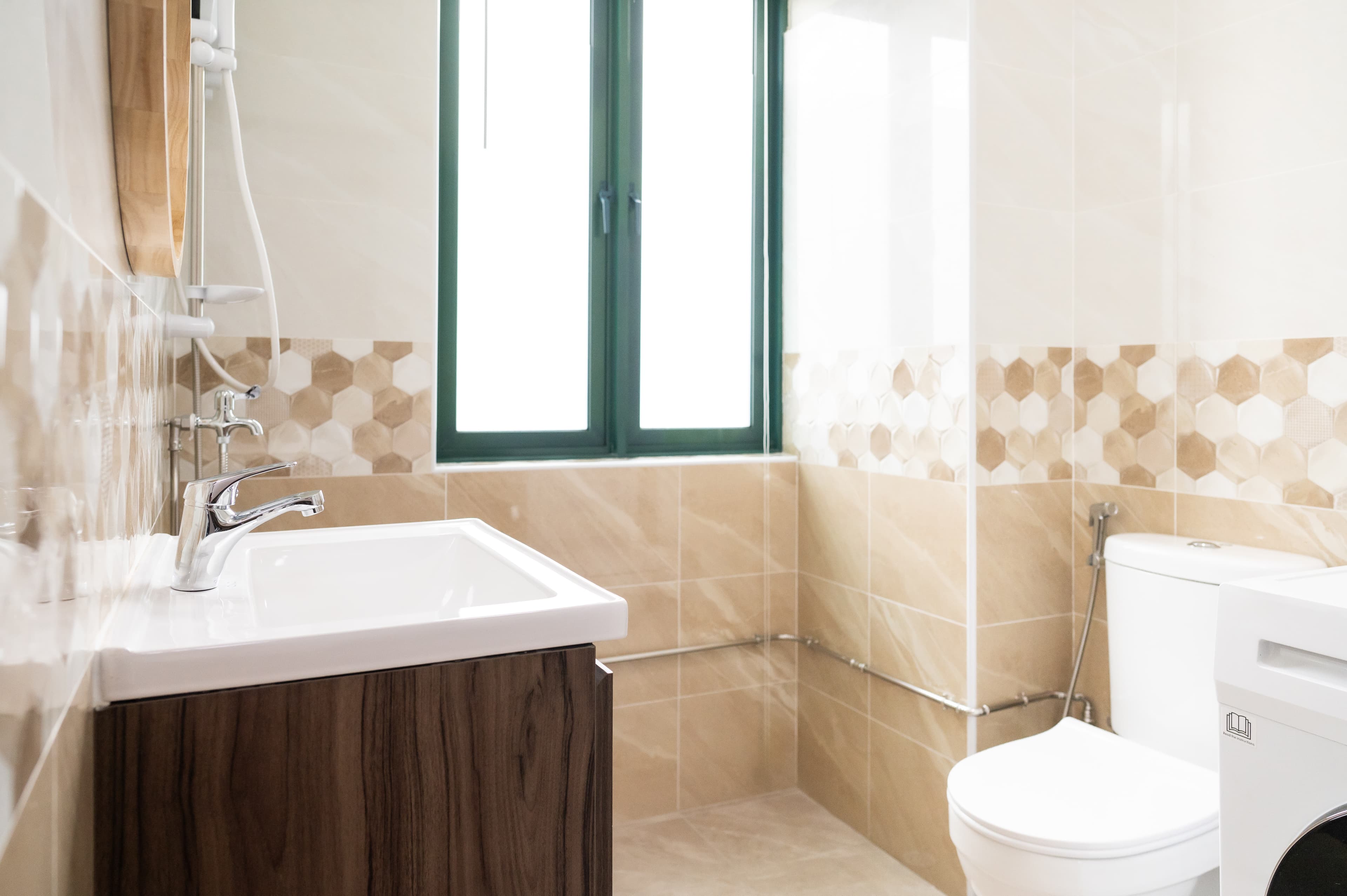 Picture of unit SG-01-107-006-001