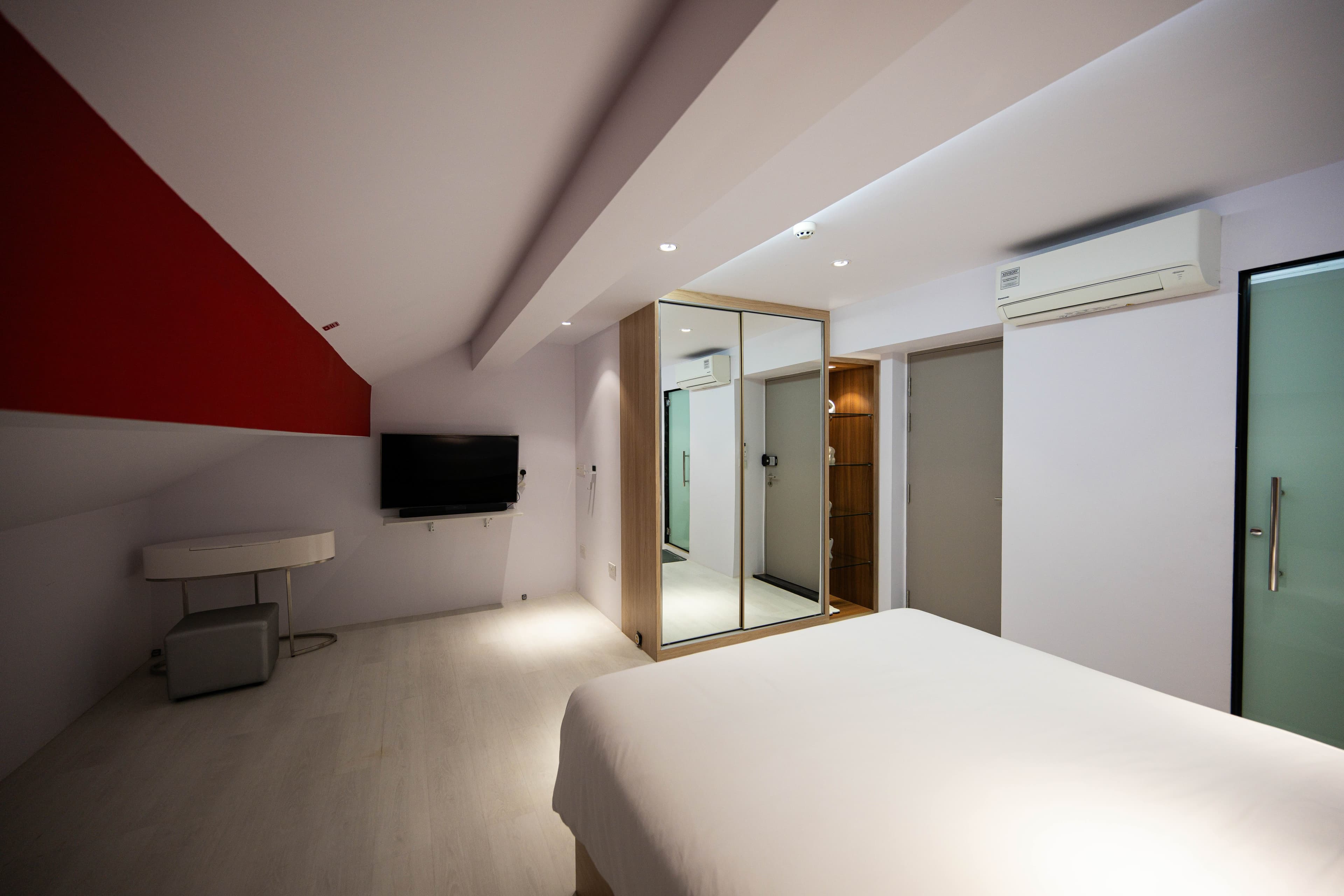 Image of the room