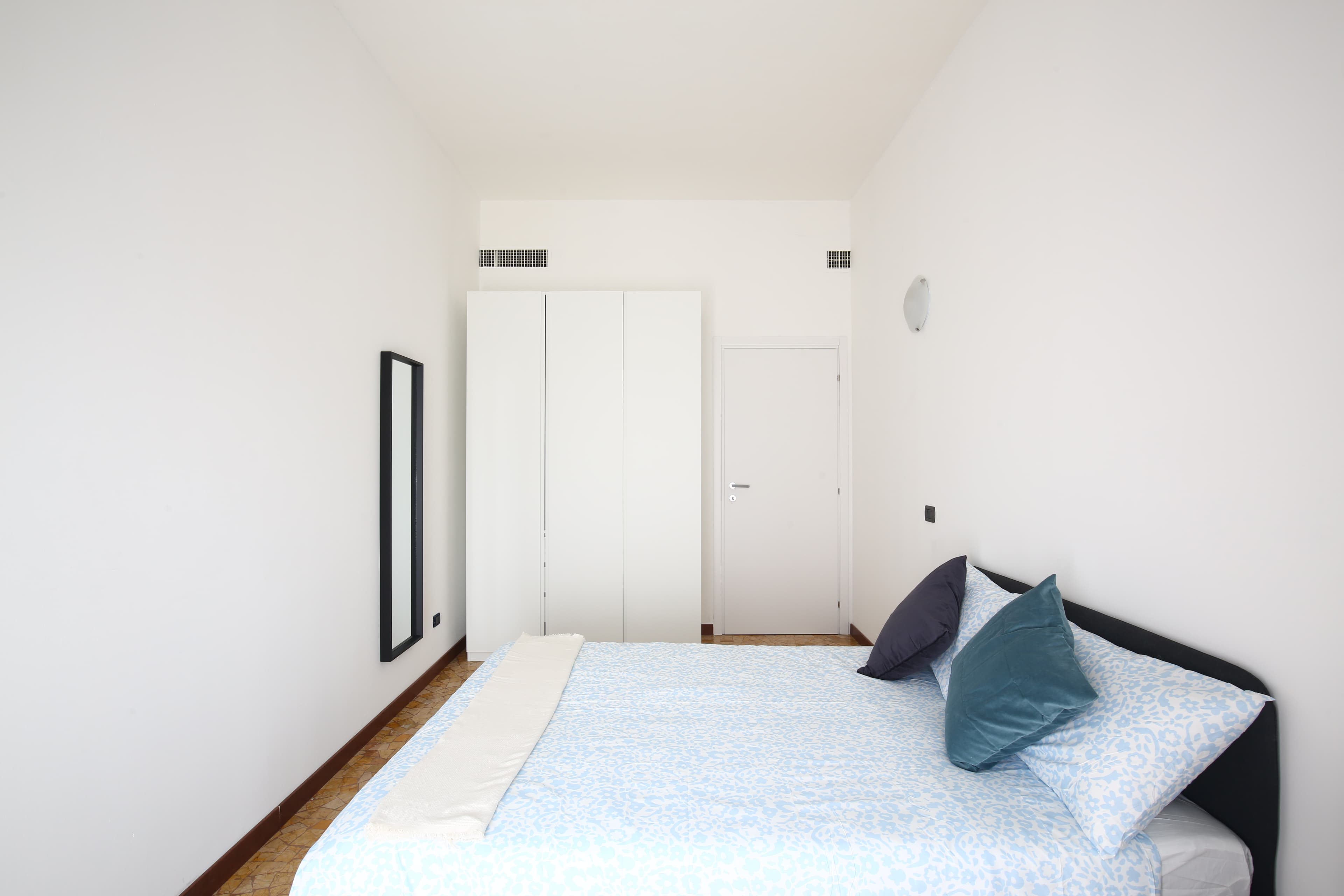 Picture of unit IT-14-070-002-02H