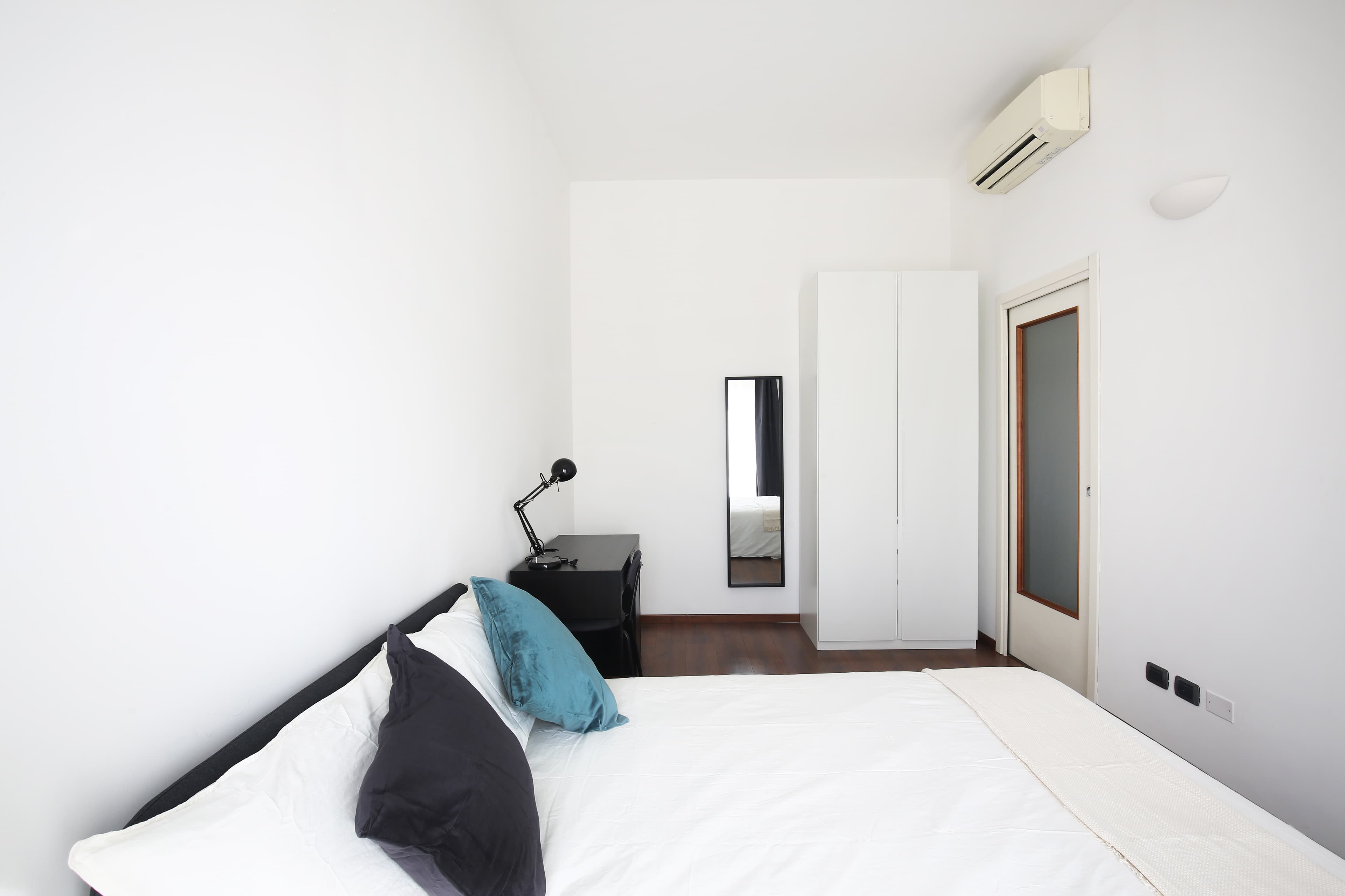 Picture of unit IT-14-070-002-05H