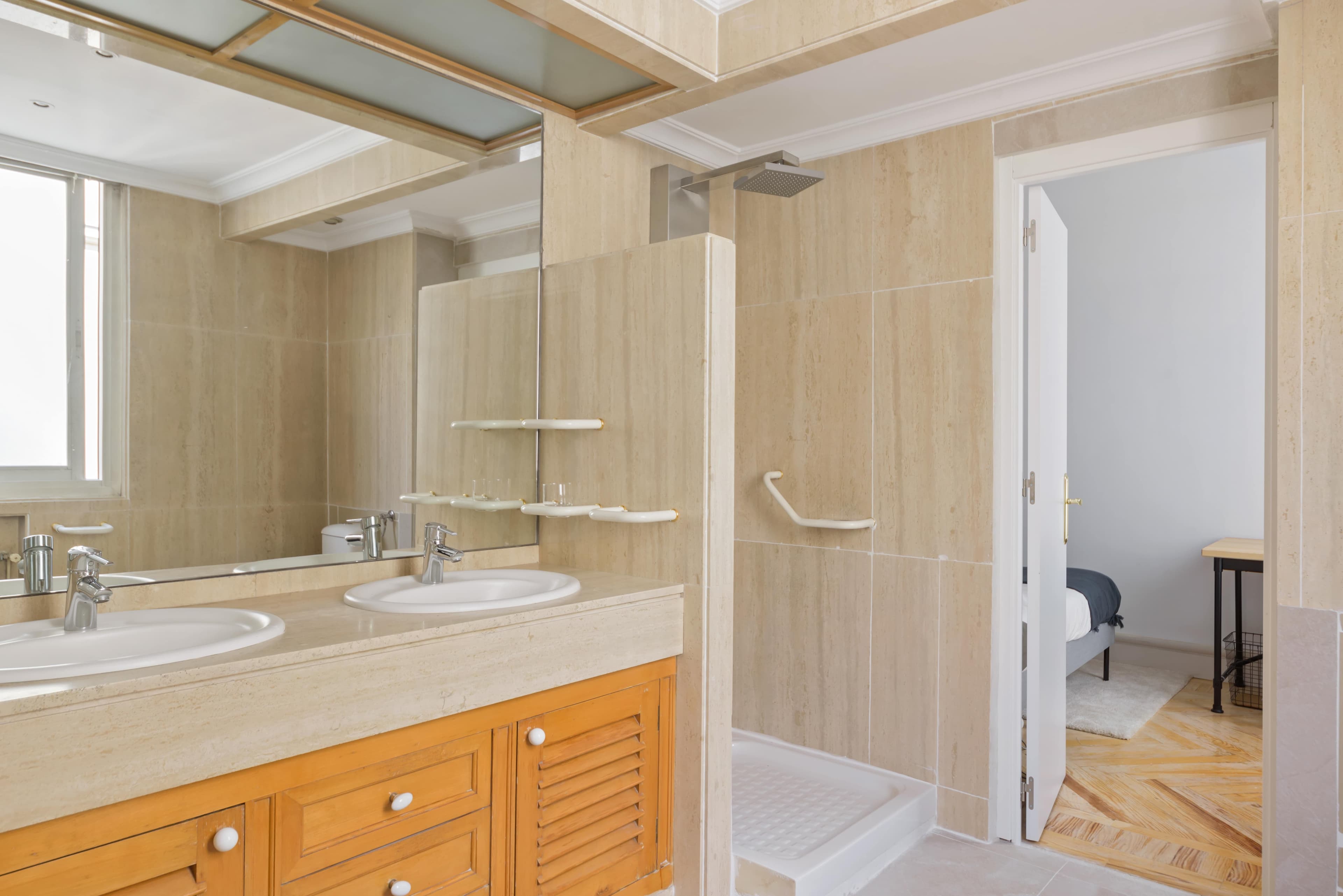Image of the room