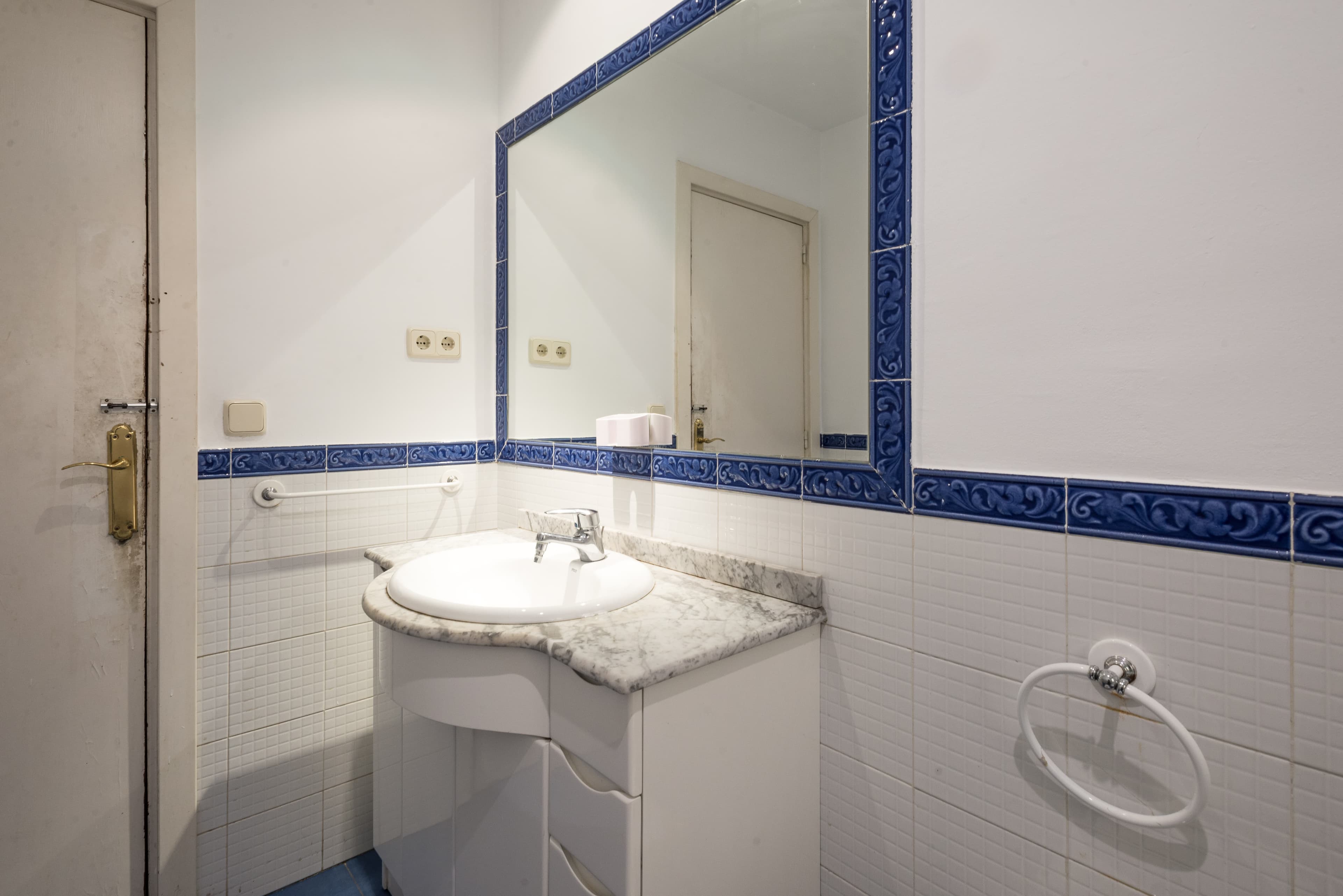 Image of the room