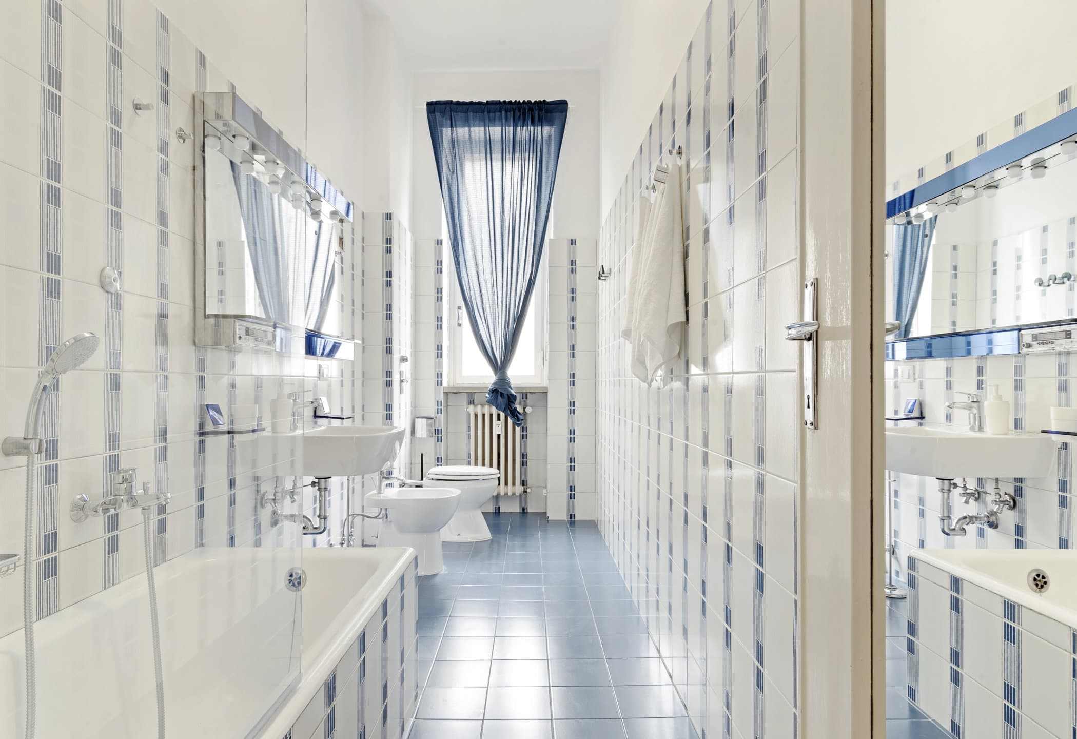 Image of the room