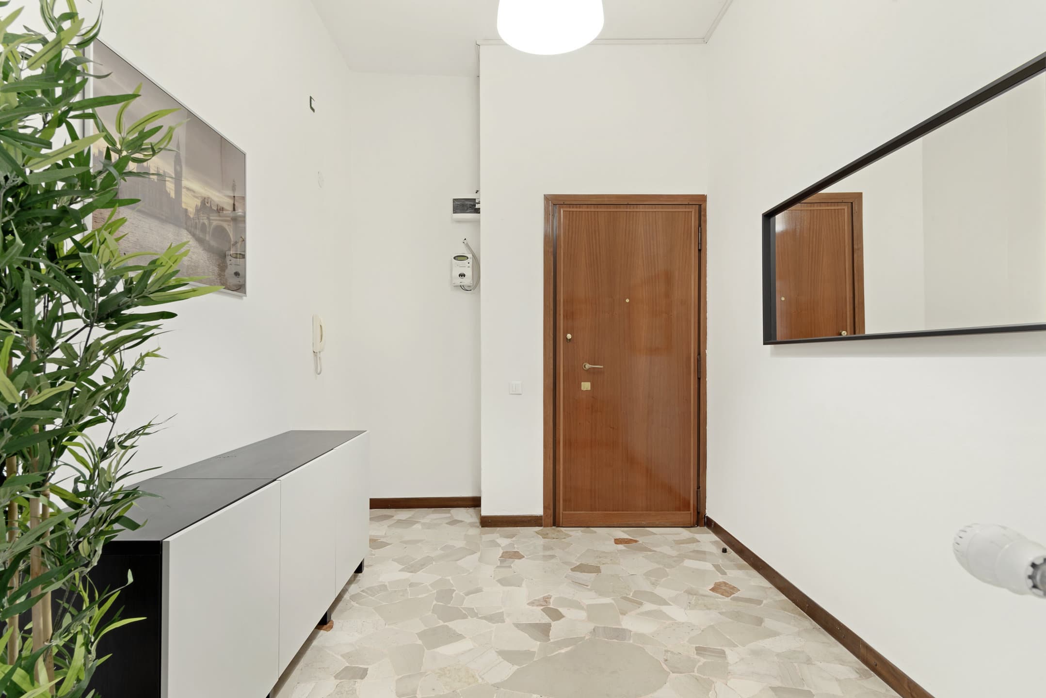 Image of the room