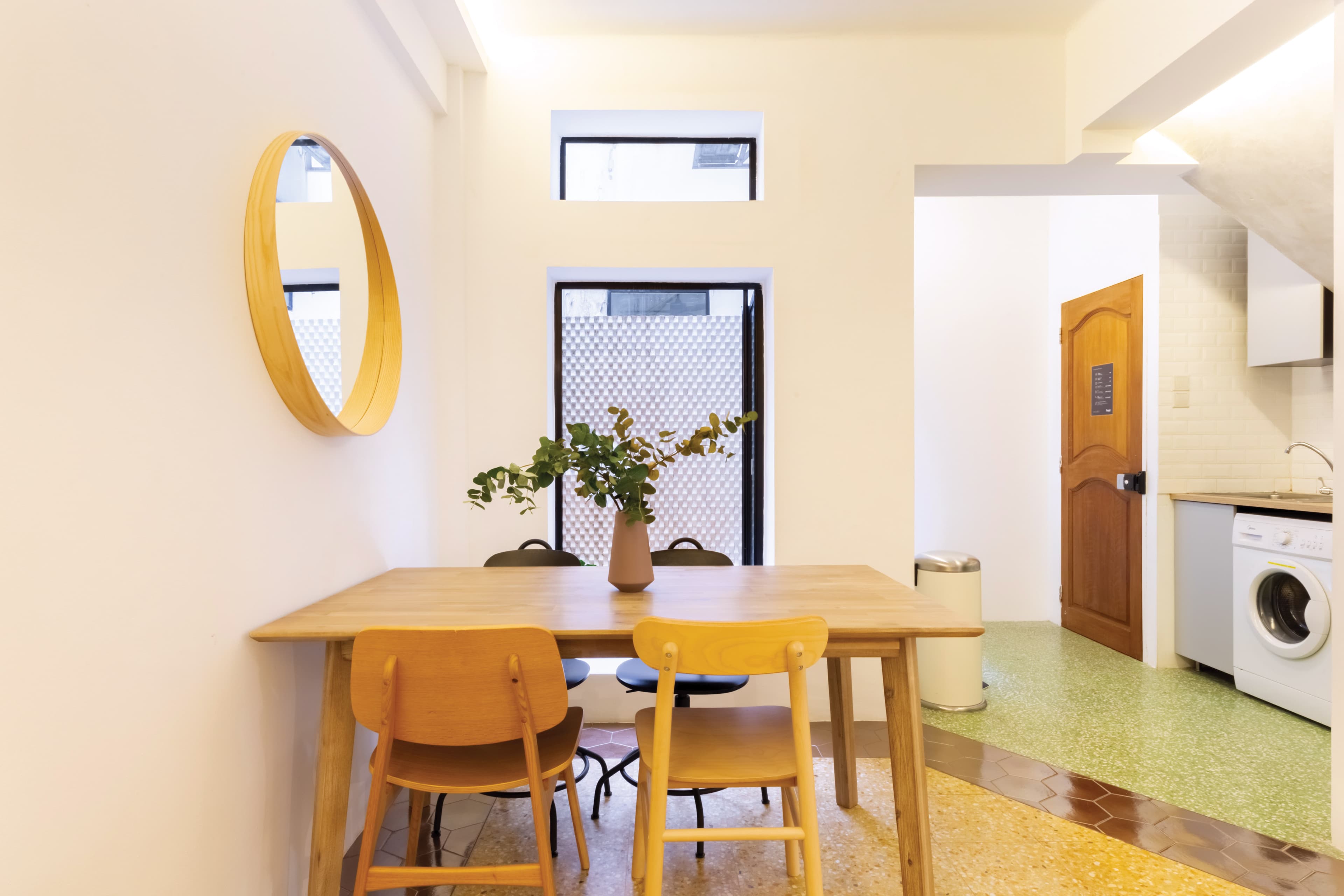 Marketing picture of unit SG-01-054-004-01