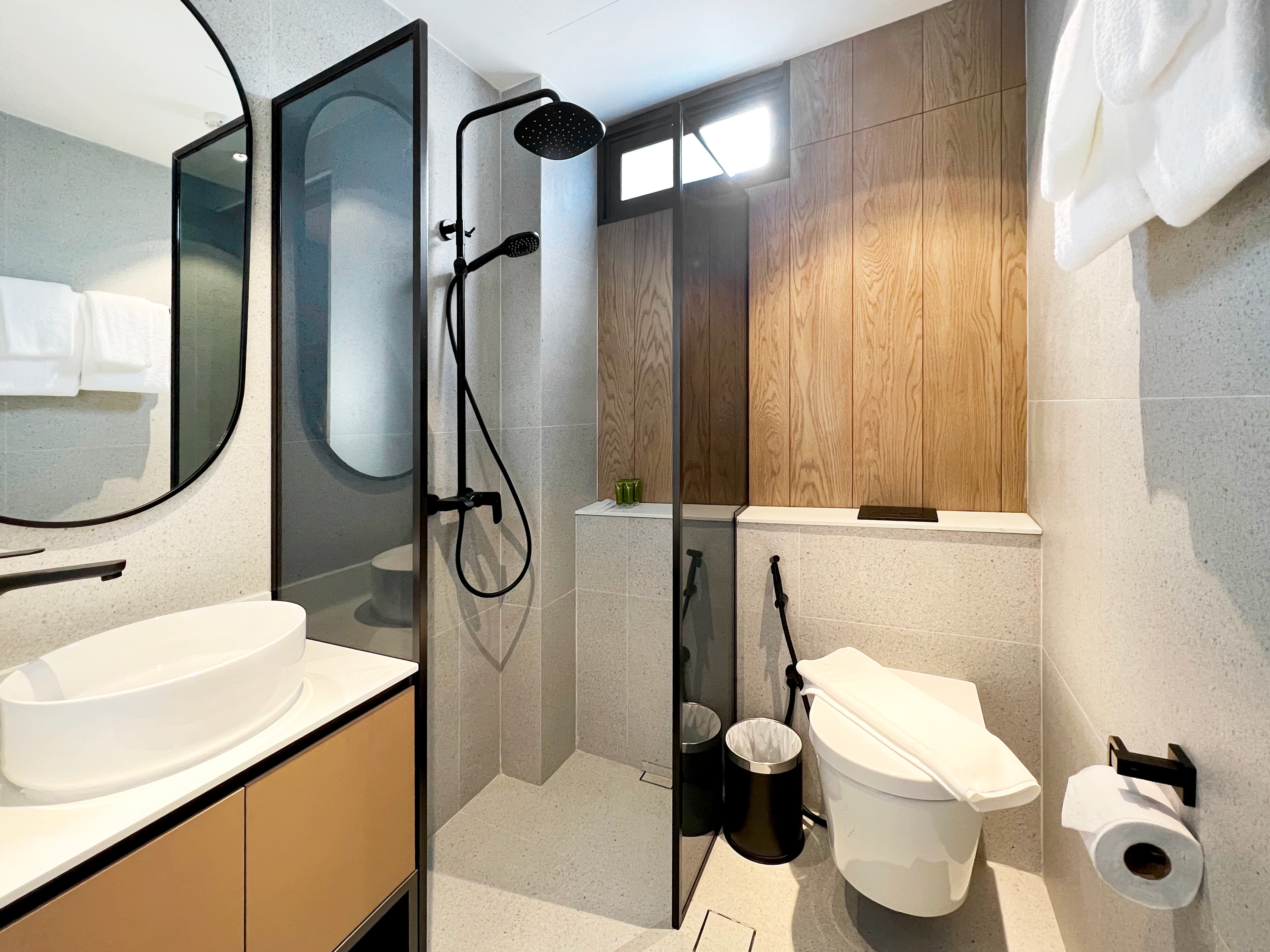 Picture of unit SG-01-110-001-001