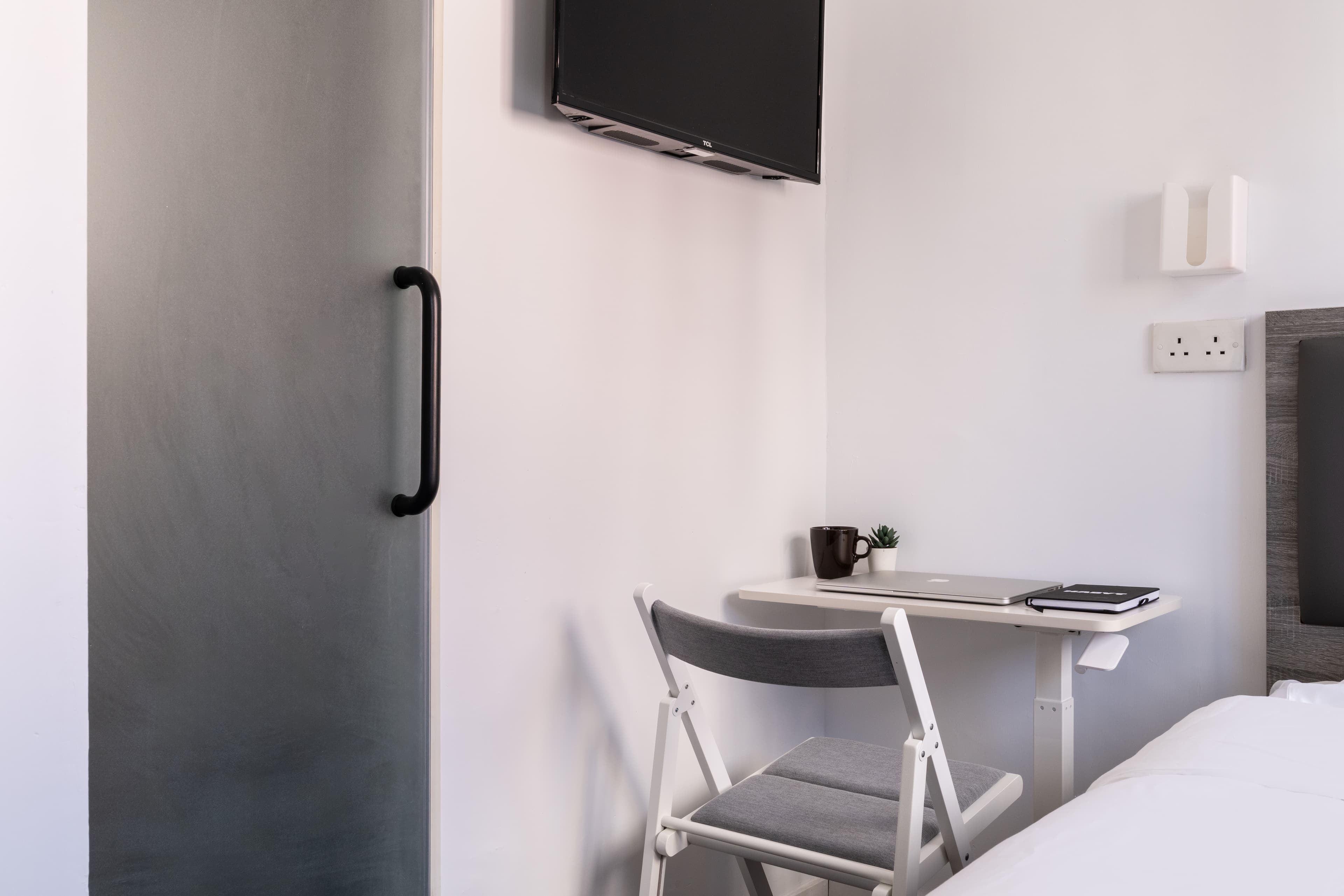 Marketing picture of unit HK-01-067-003-01