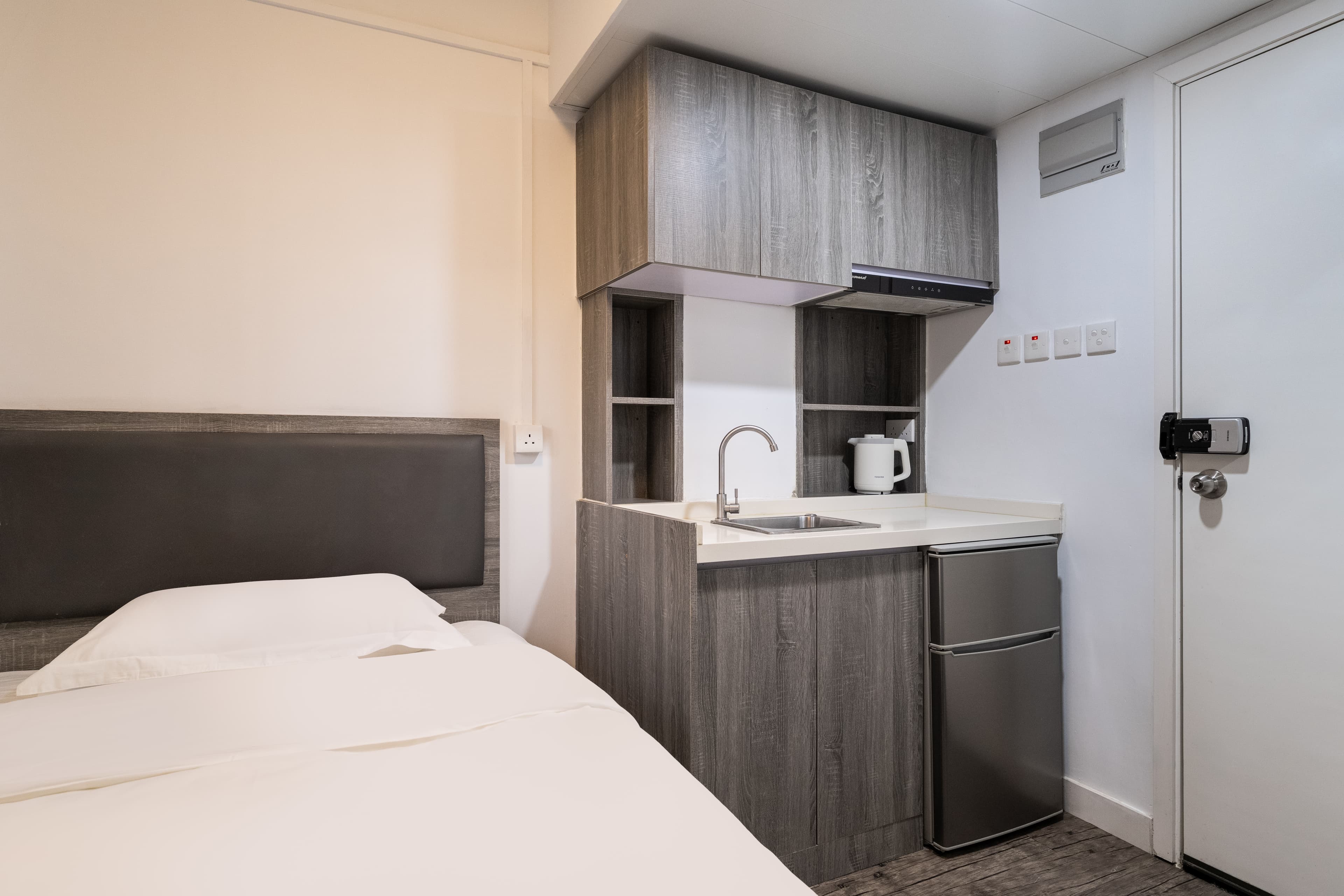 Marketing picture of unit HK-01-067-027-01