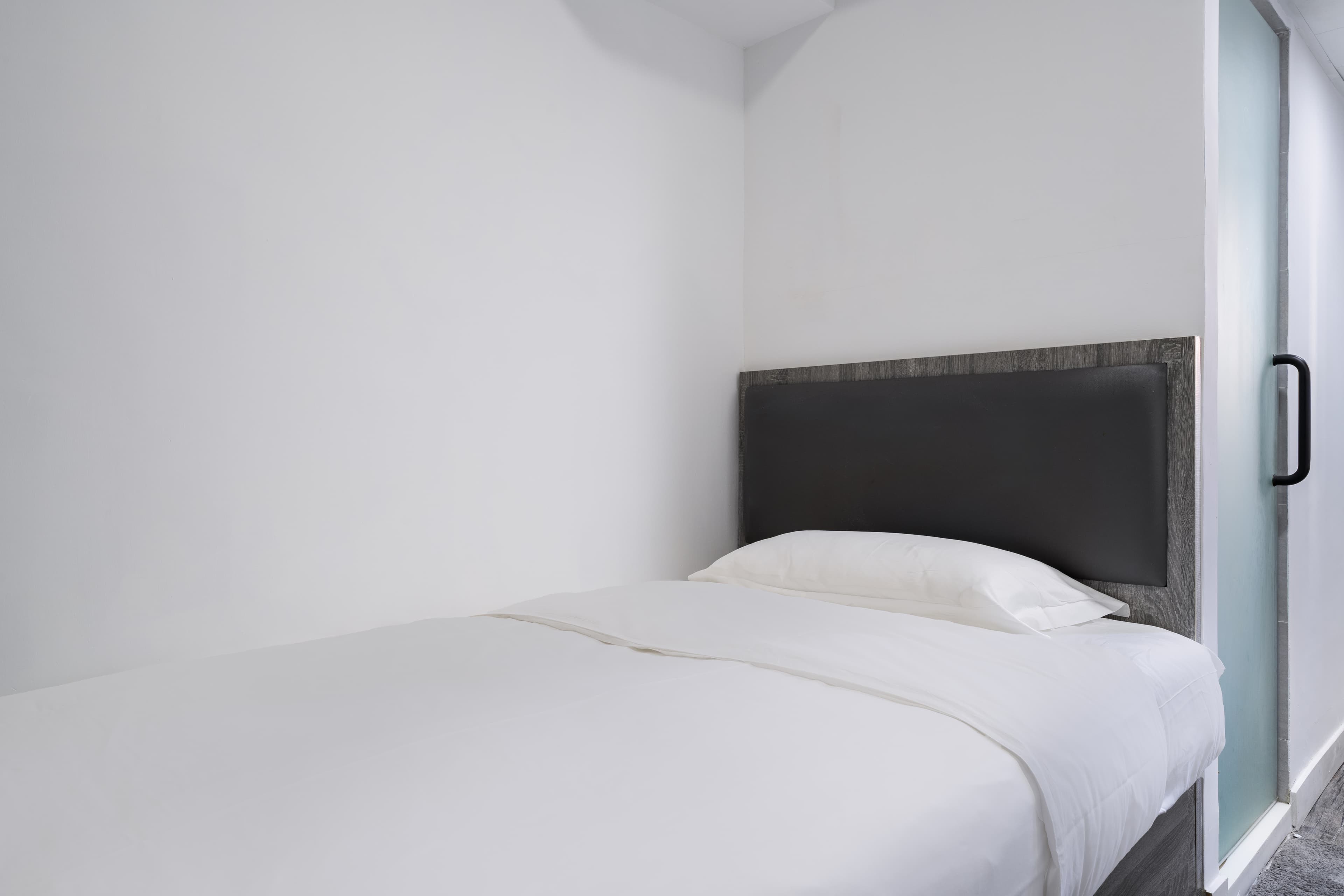 Marketing picture of unit HK-01-067-046-01