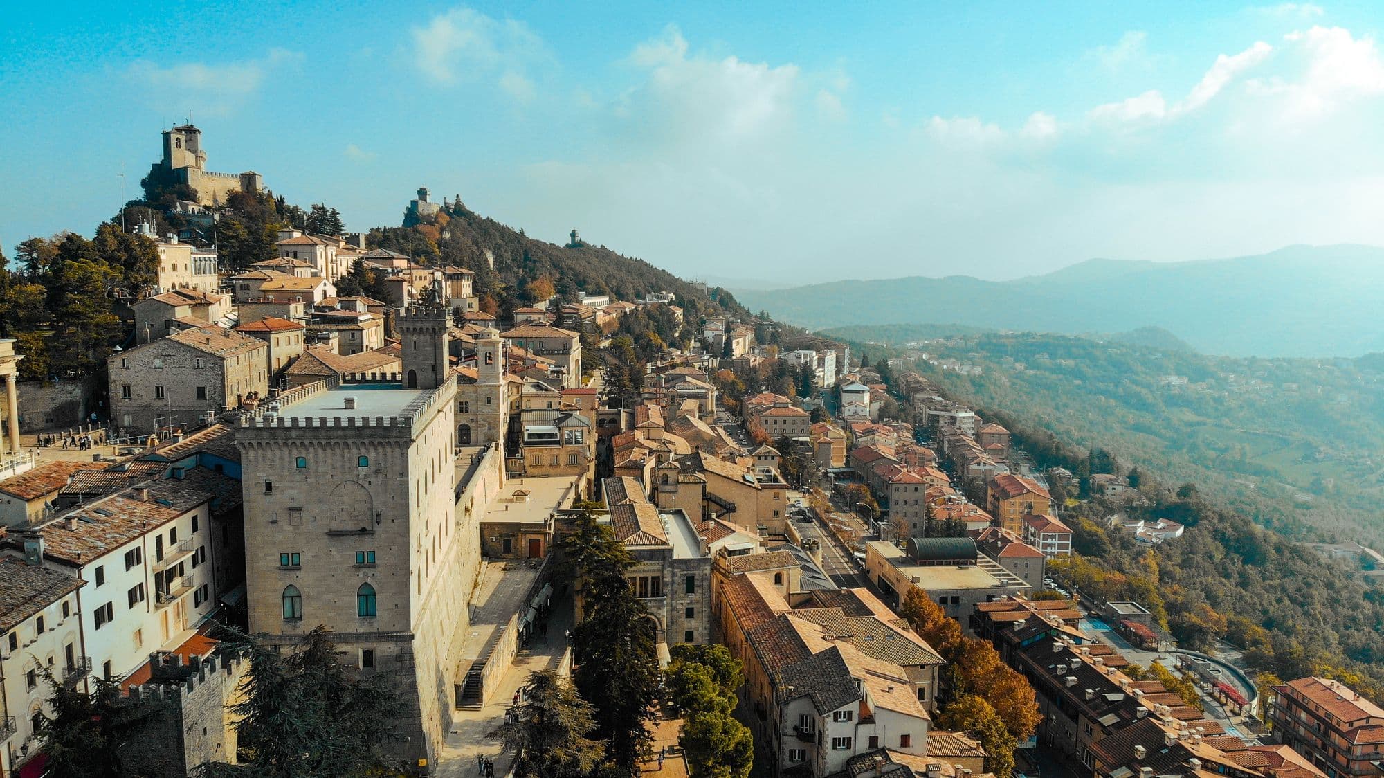 Modena, from culinary wonders to Ferrari
