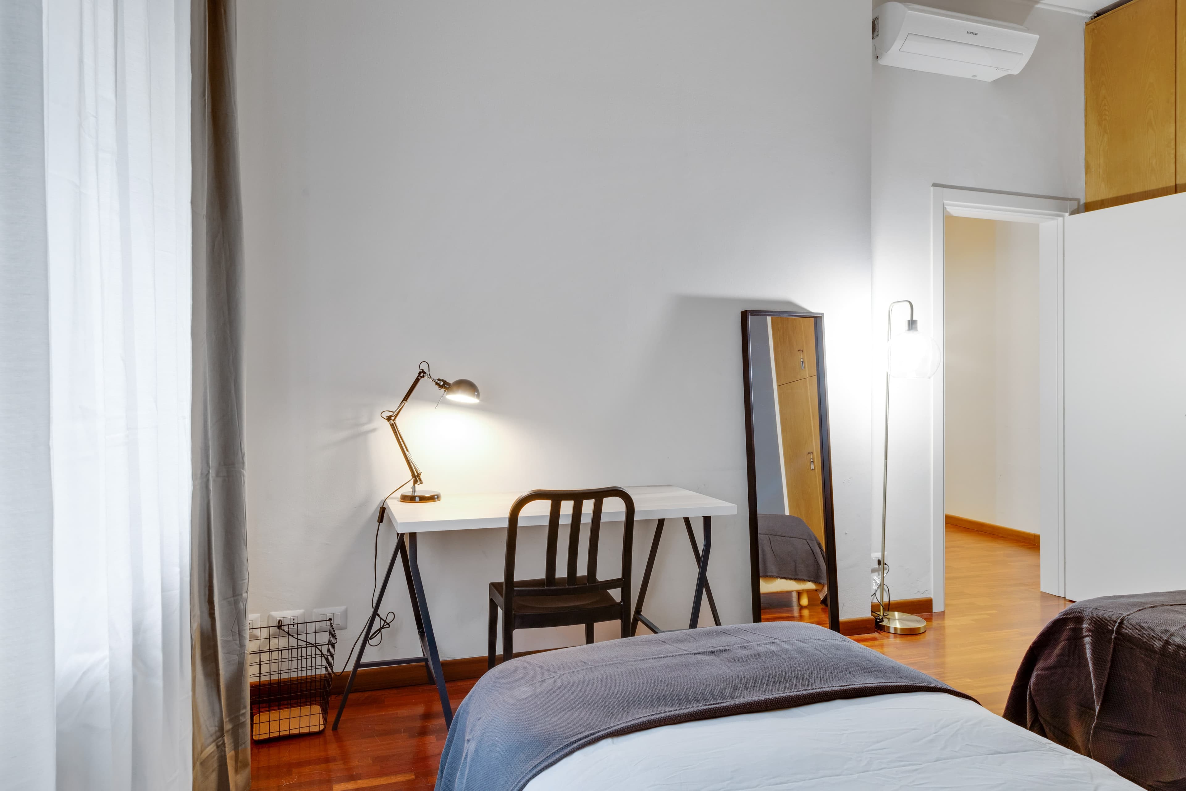 Picture of unit IT-14-004-001-01H