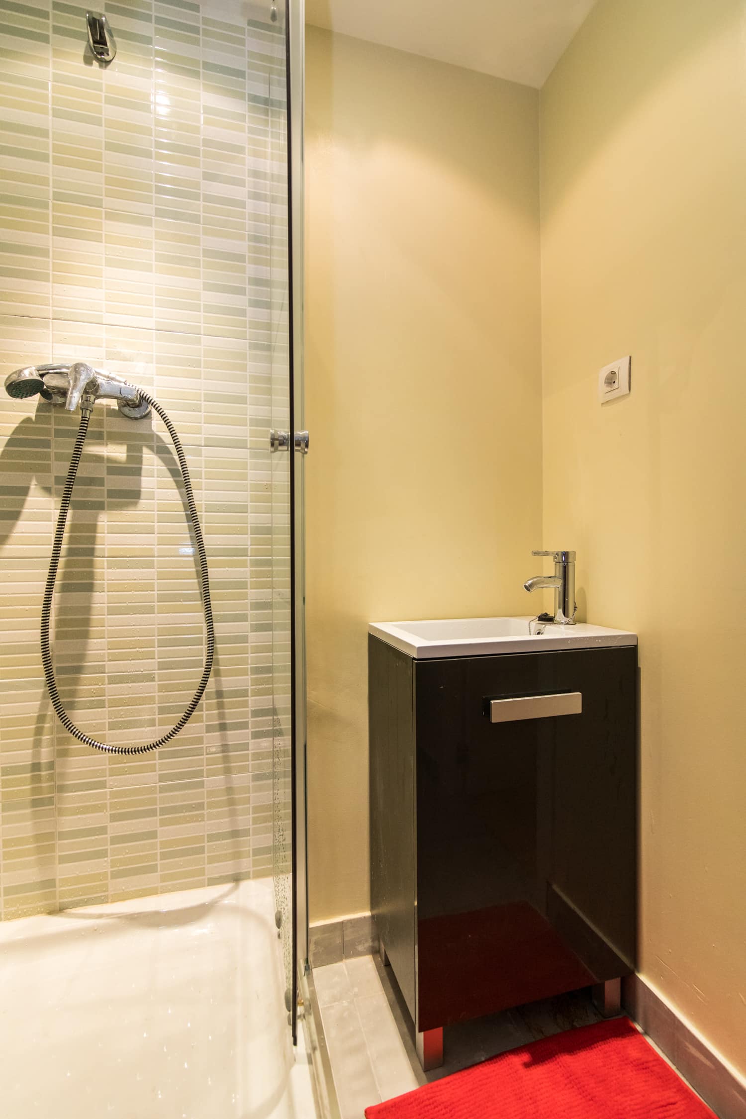 Picture of unit ES-15-001-001-04H