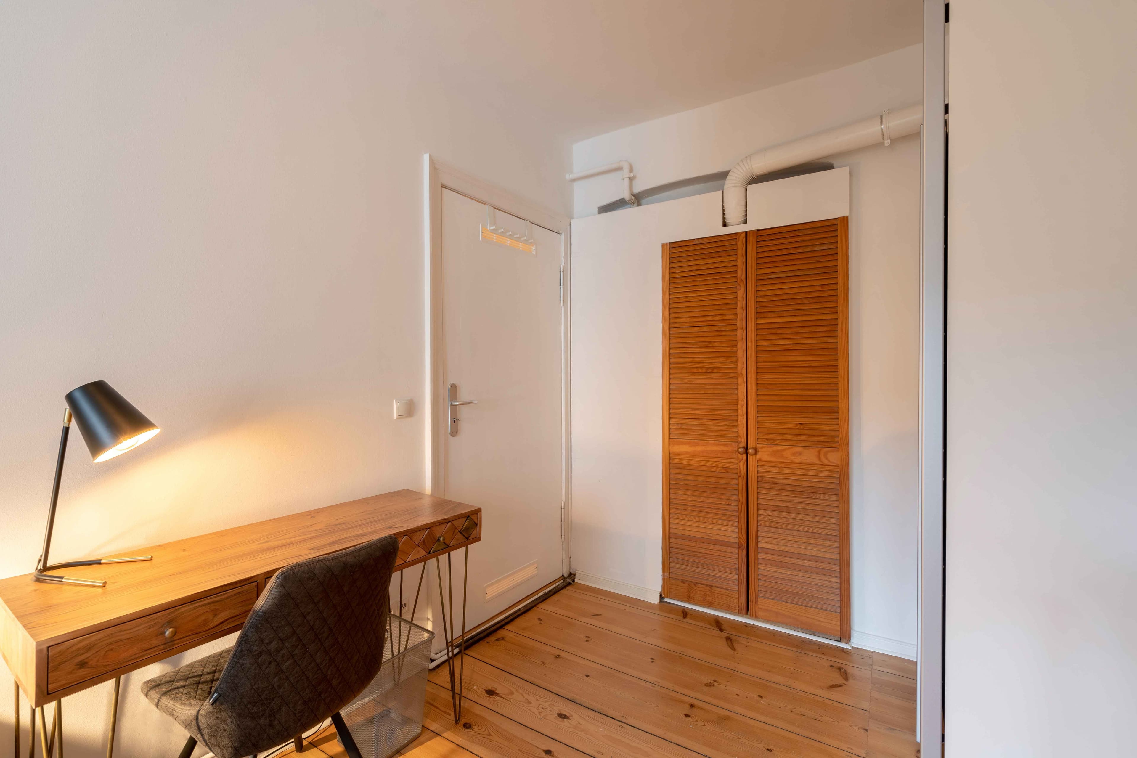 Picture of unit DE-01-012-001-04HF