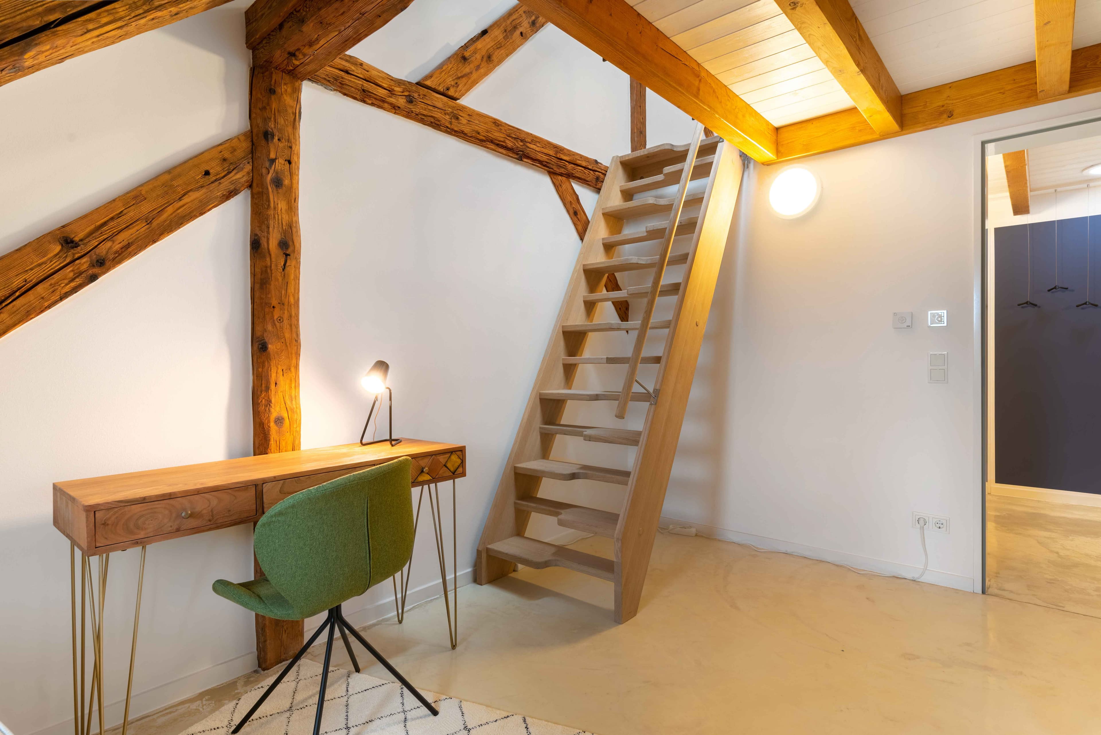 Picture of unit DE-02-008-005-02HF