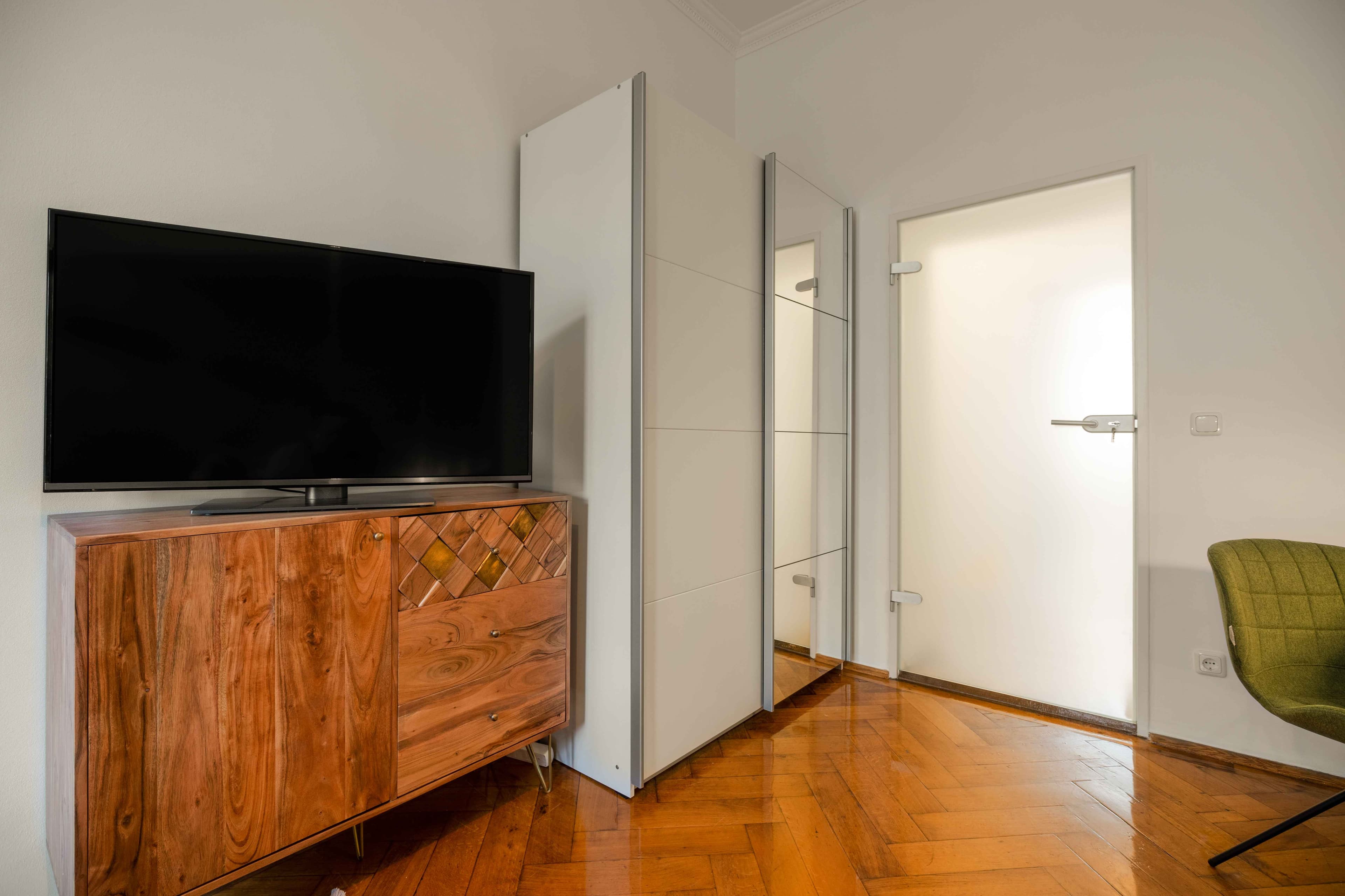 Picture of unit DE-02-003-001-02HF