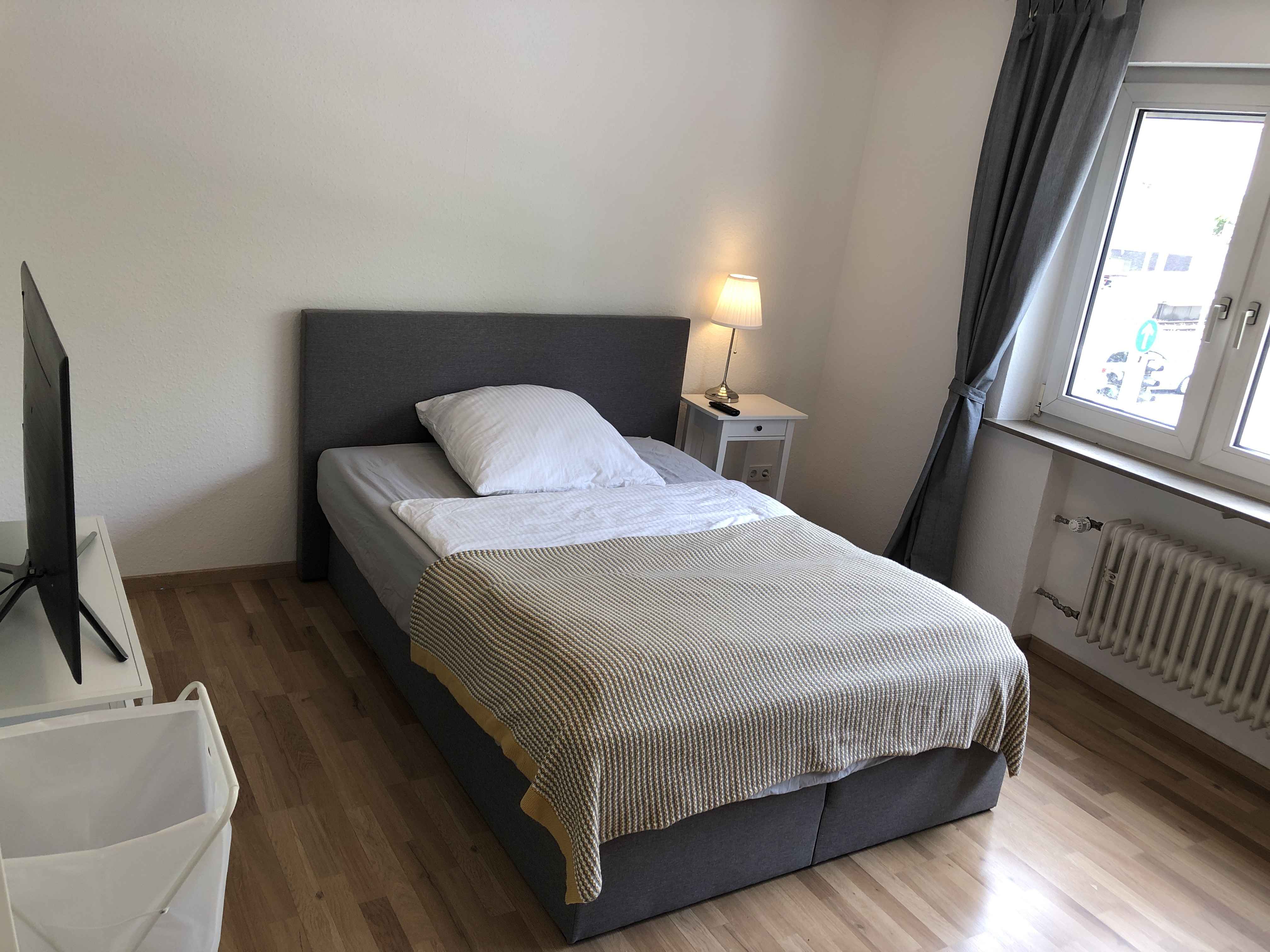 Picture of unit DE-09-018-002-02HF