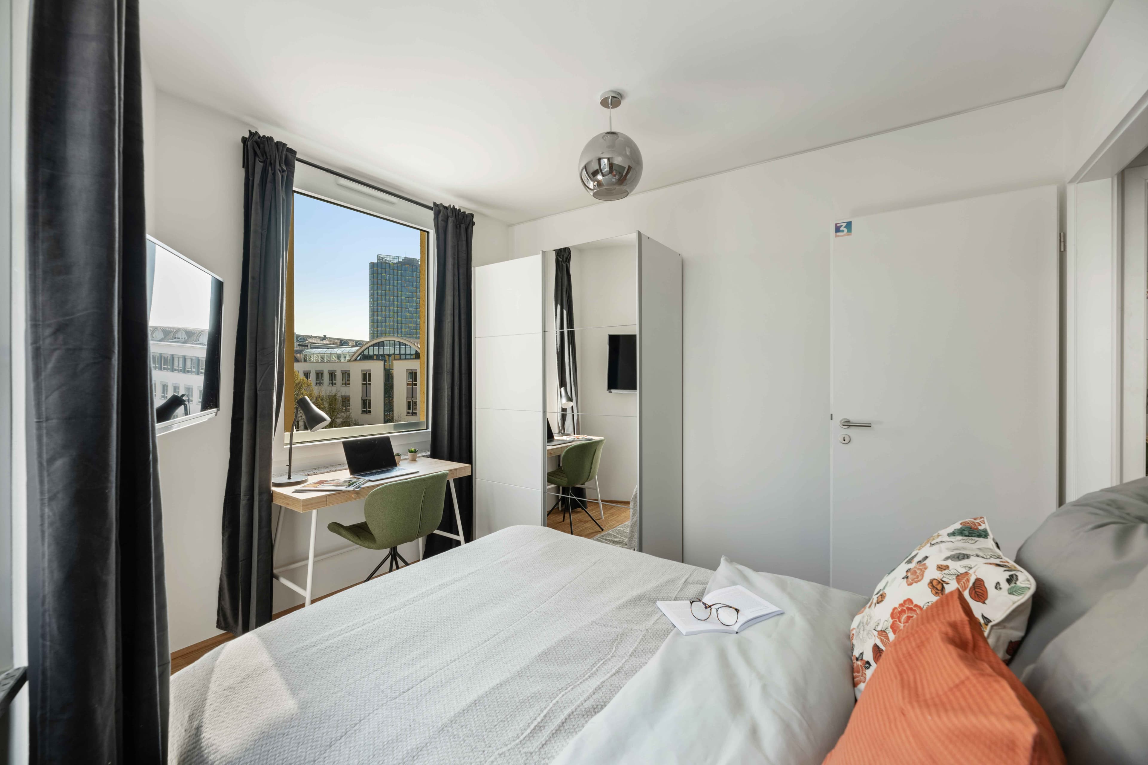 Picture of unit DE-02-020-002-03HF