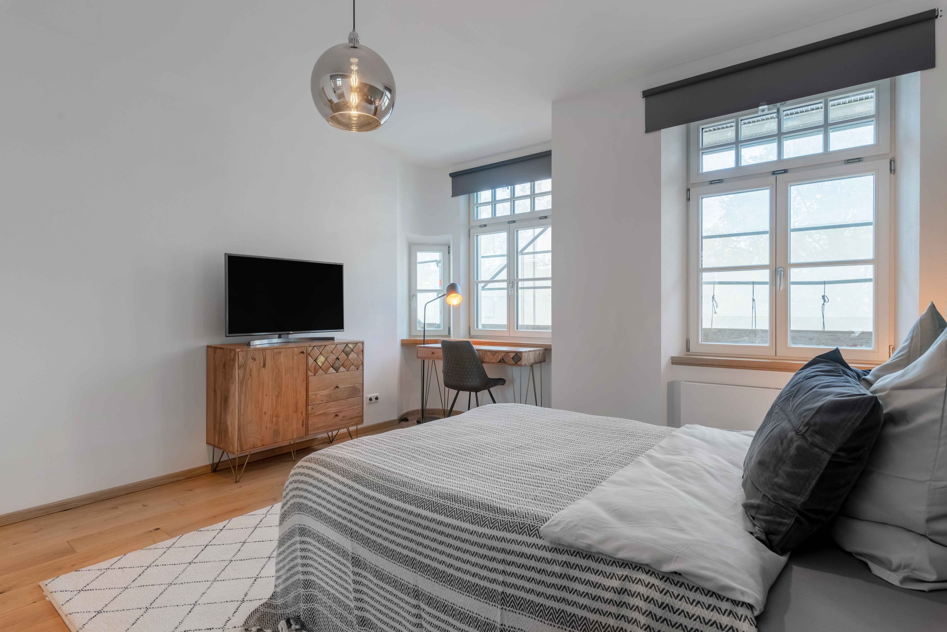 Picture of unit DE-02-007-004-03HF