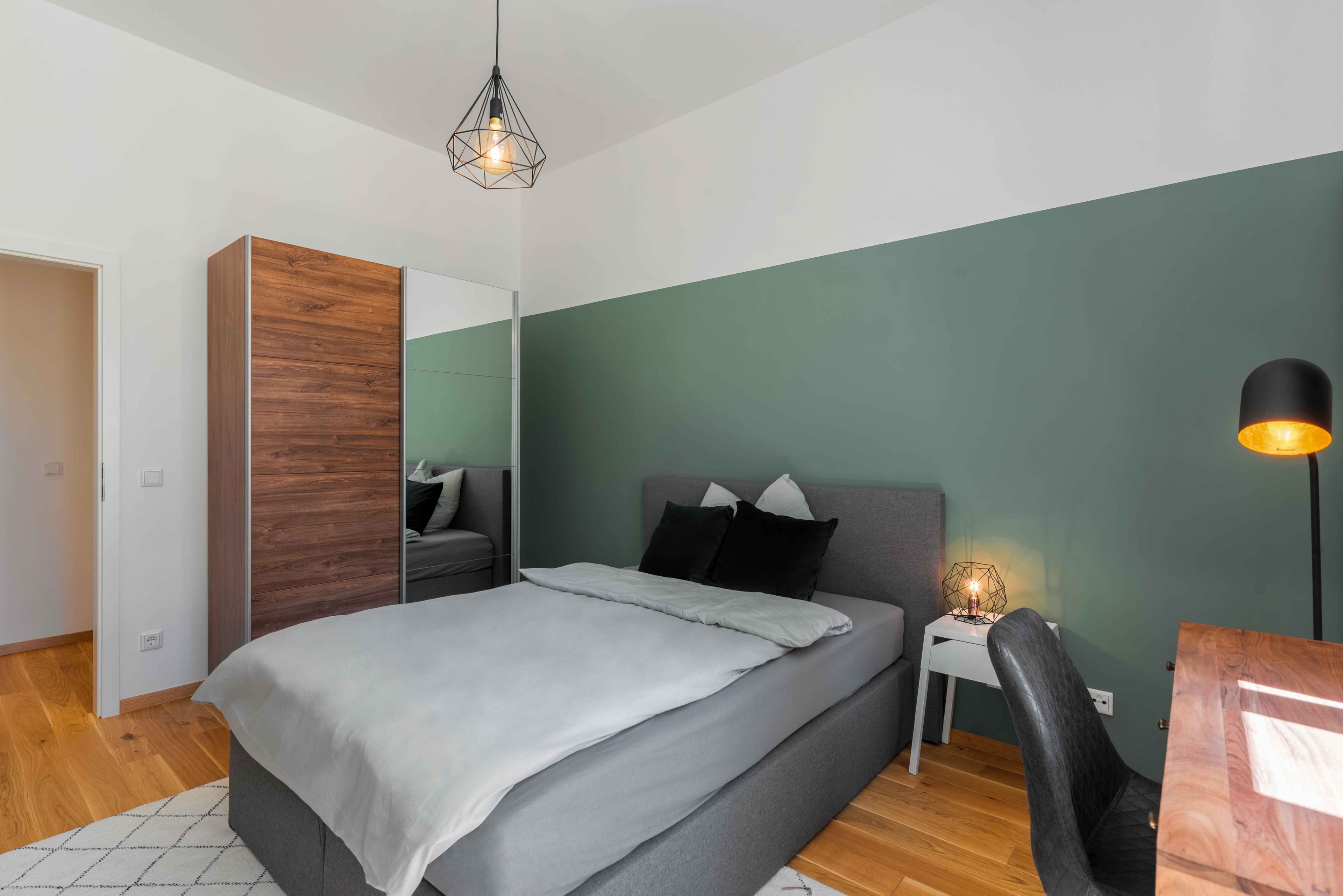 Picture of unit DE-02-018-001-02HF