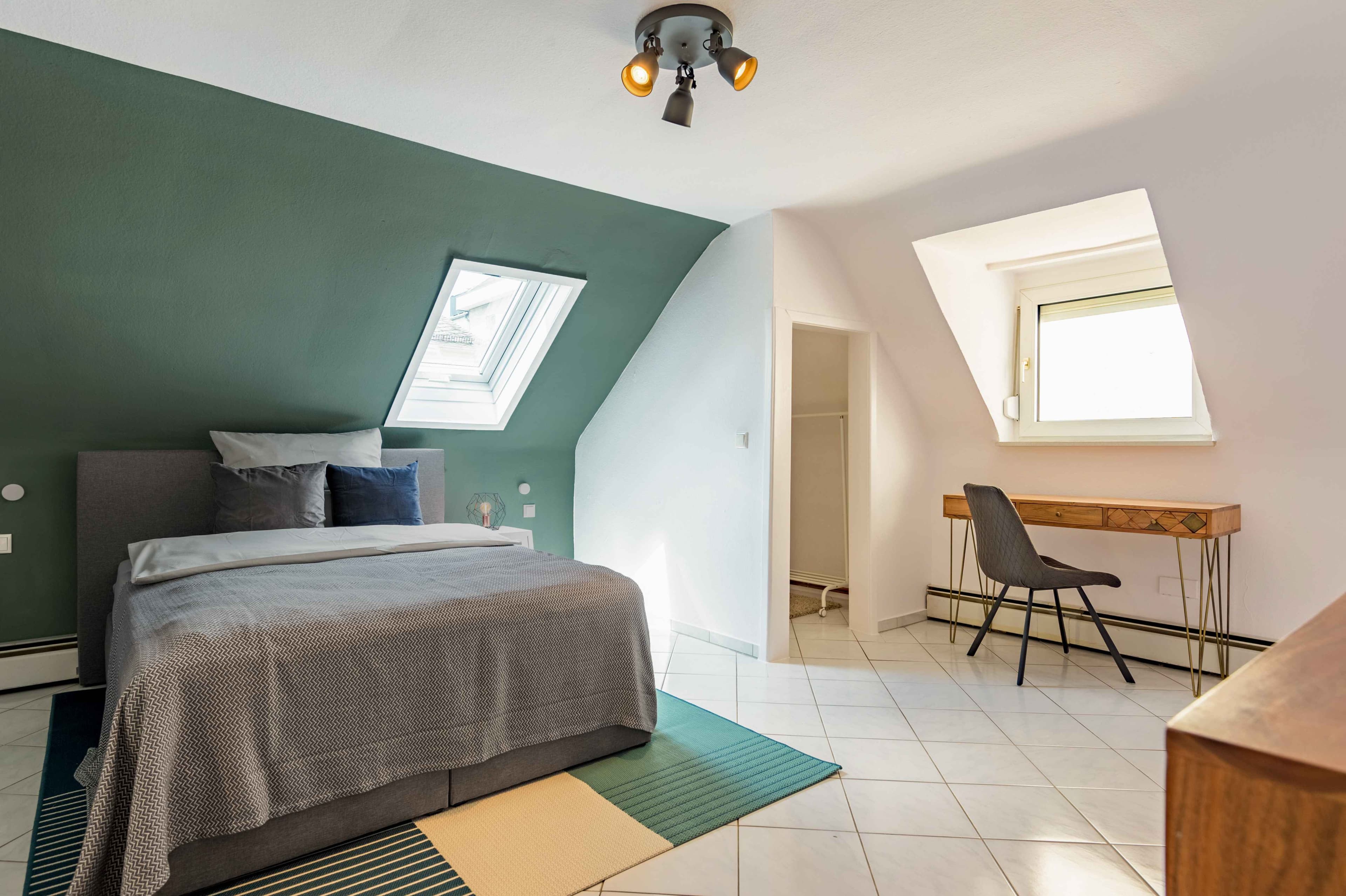 Picture of unit DE-04-024-001-03HF