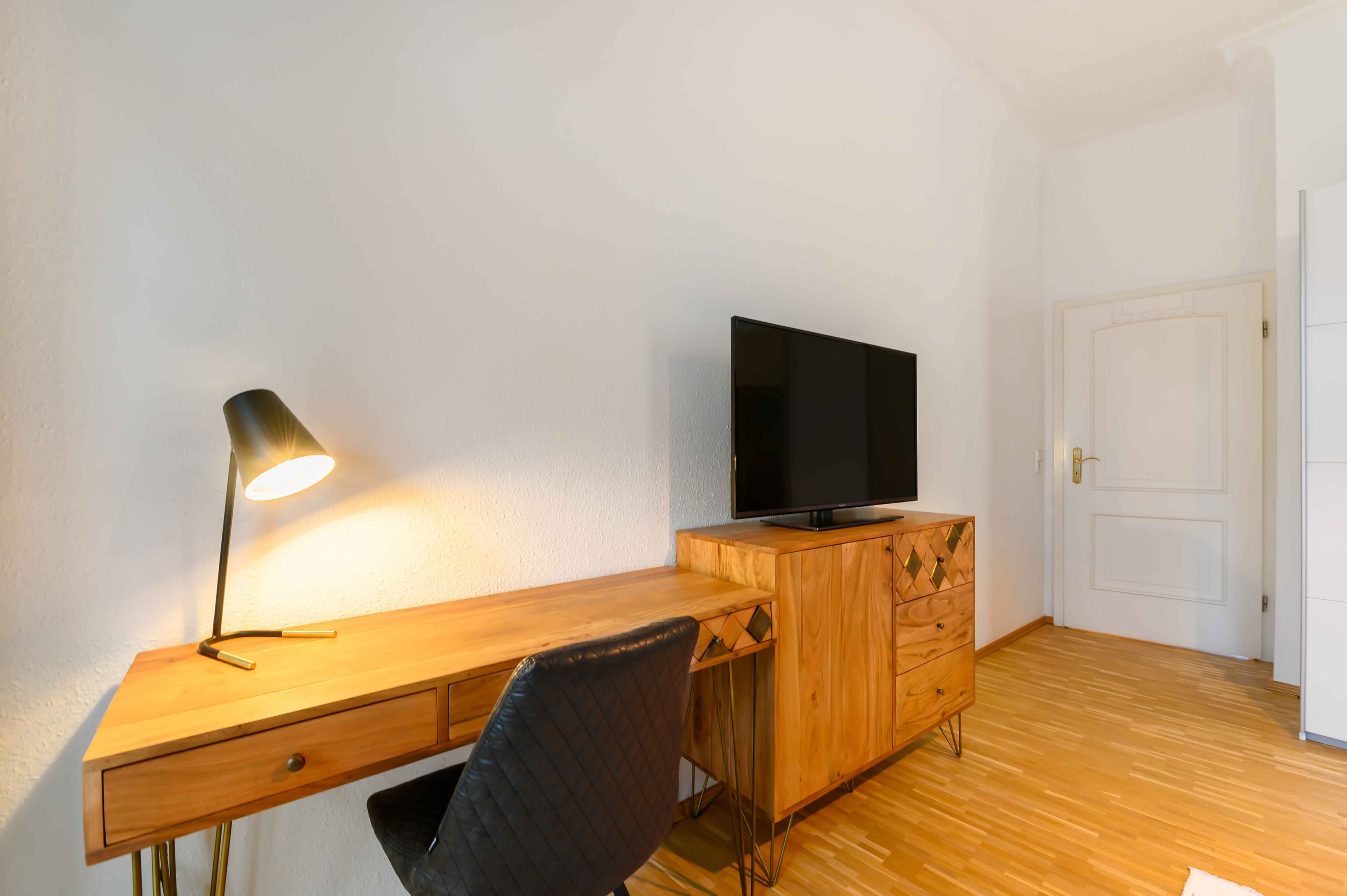 Picture of unit DE-09-008-001-04HF