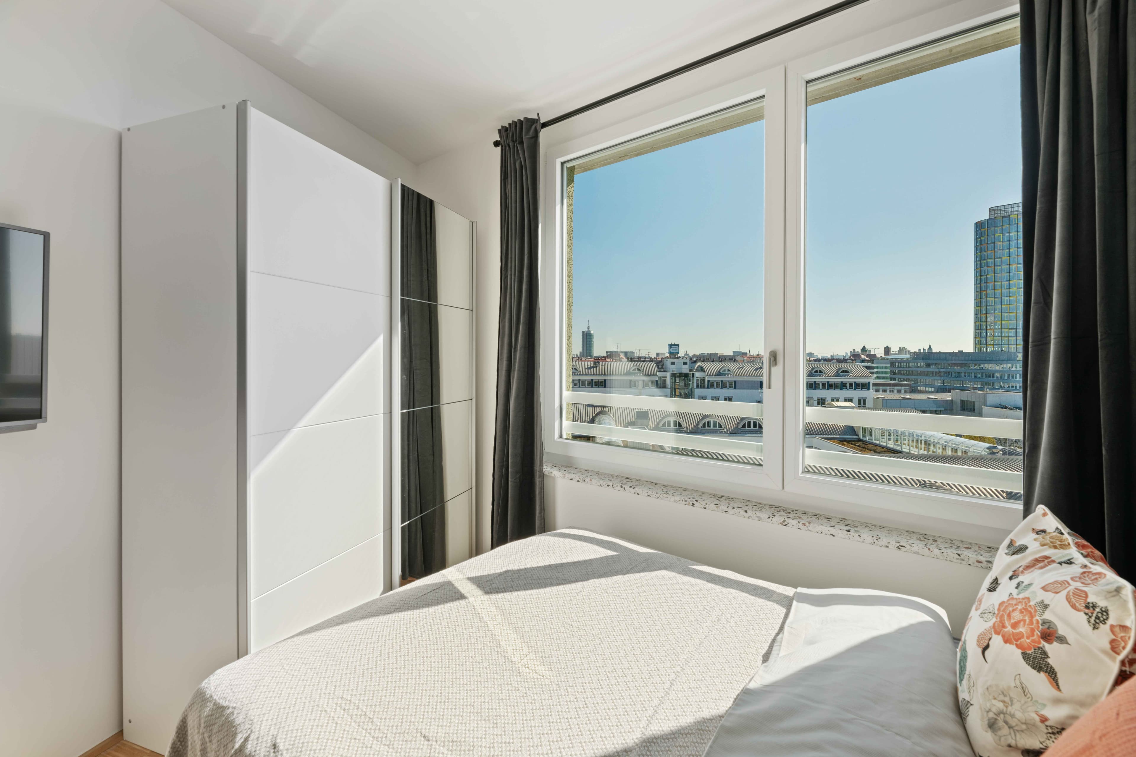 Picture of unit DE-02-021-001-02HF