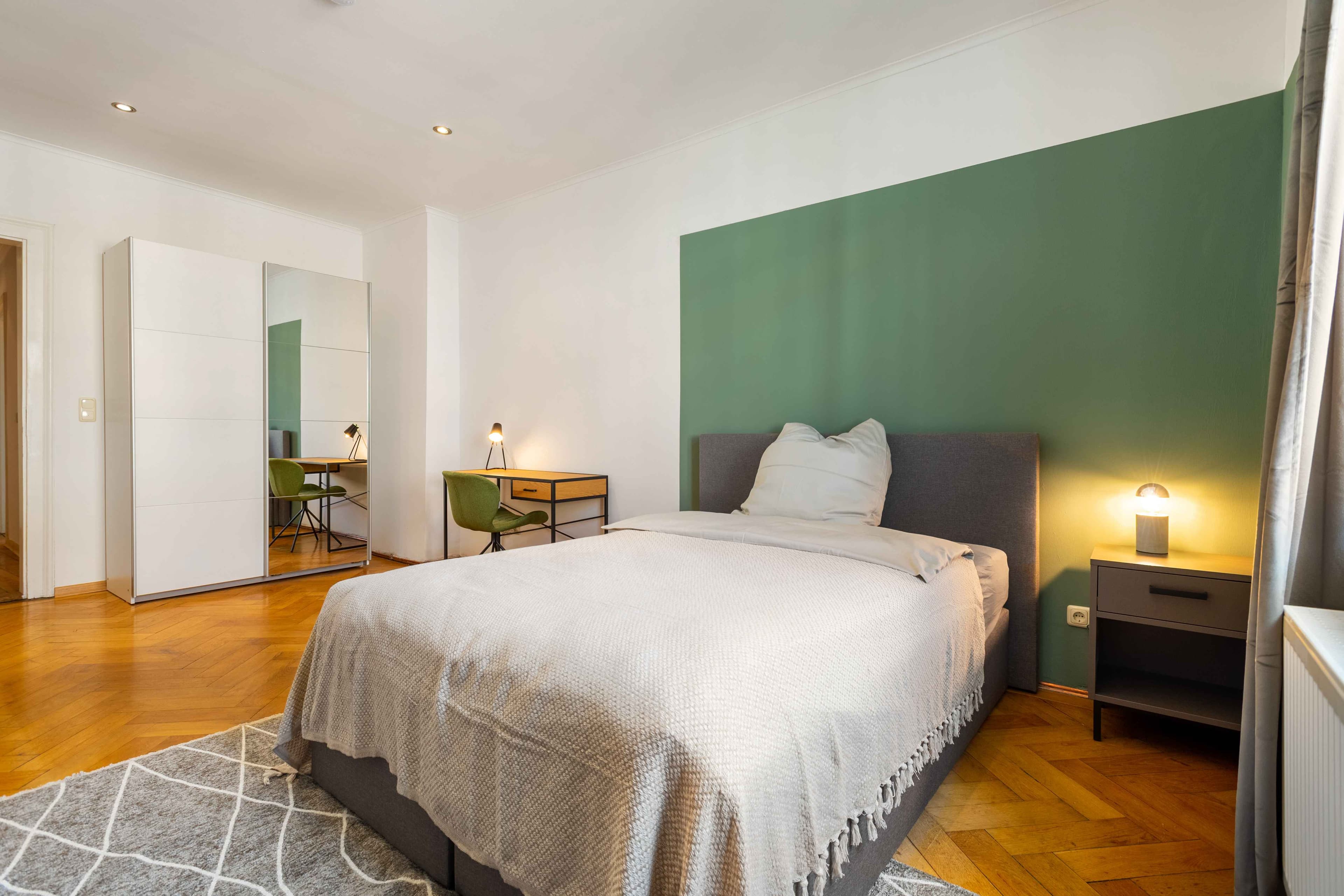 Picture of unit DE-02-004-004-02HF