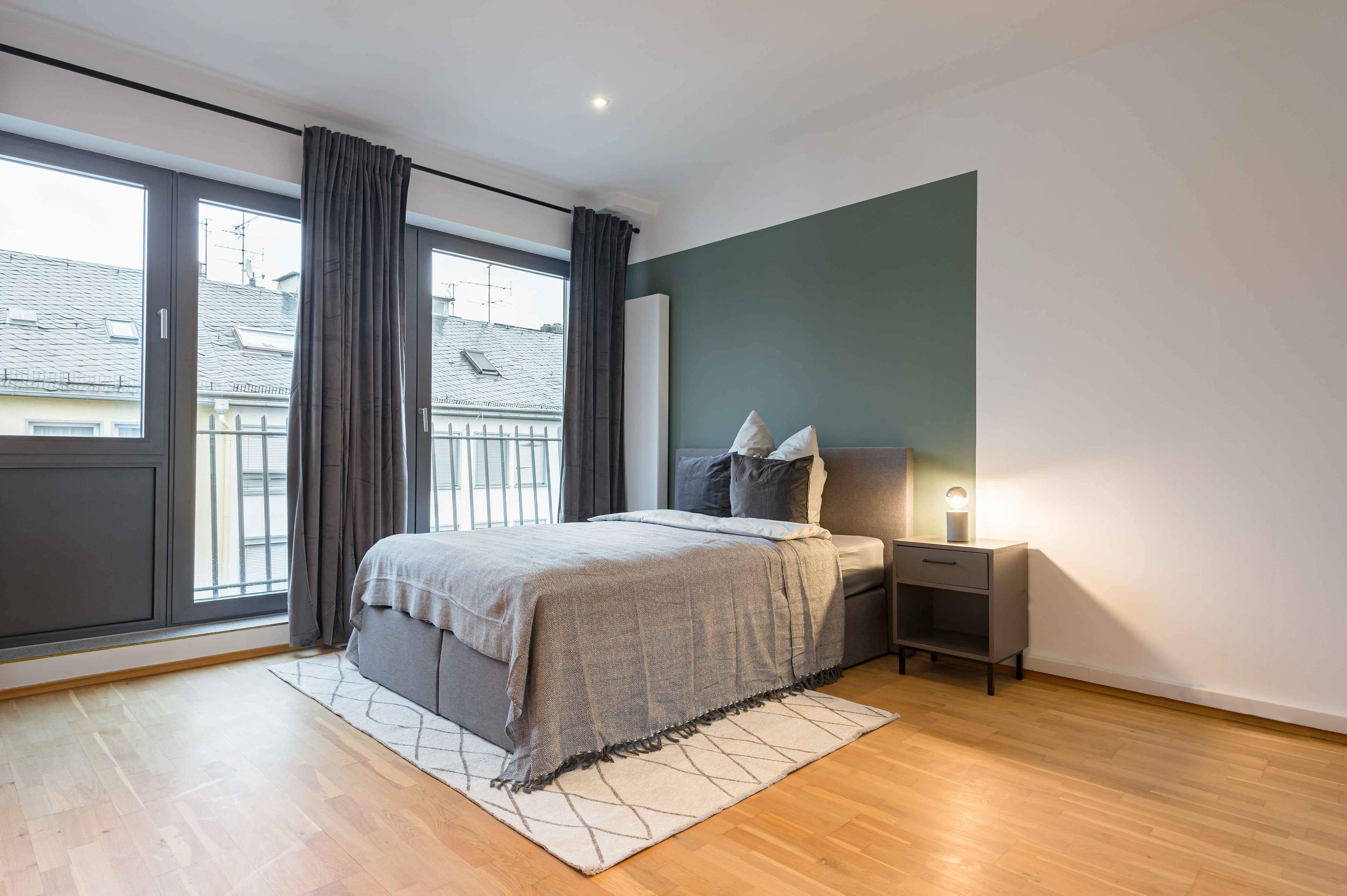 Picture of unit DE-04-026-005-02HF