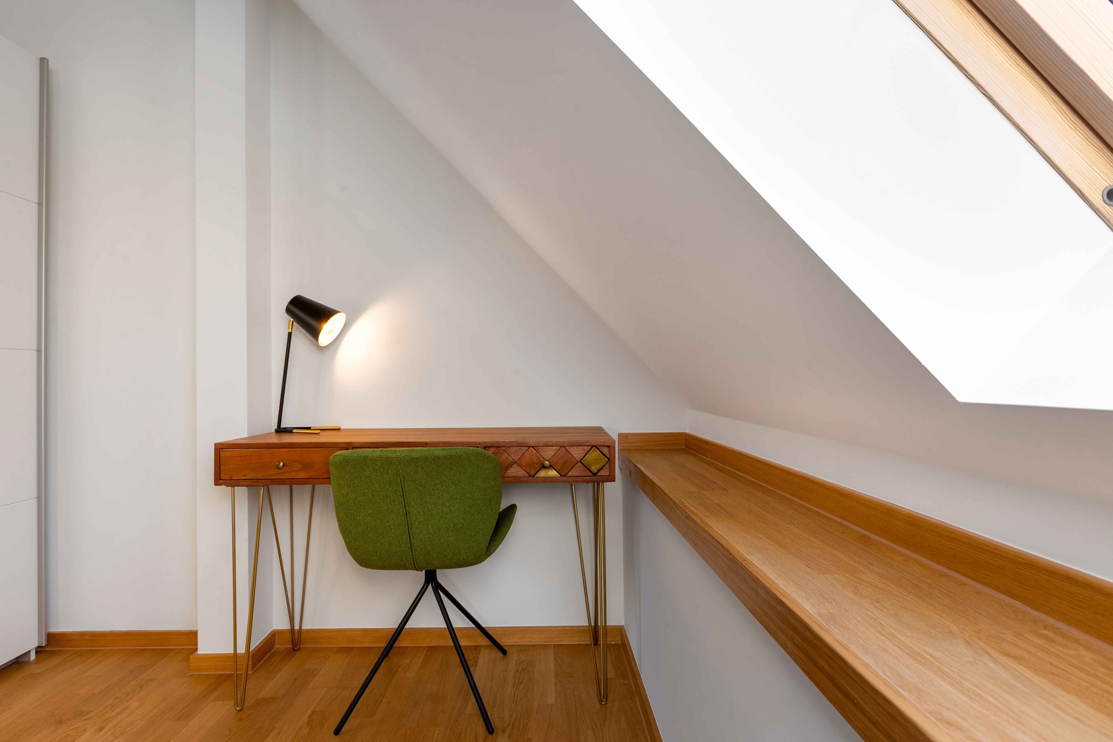 Picture of unit DE-02-001-004-01HF