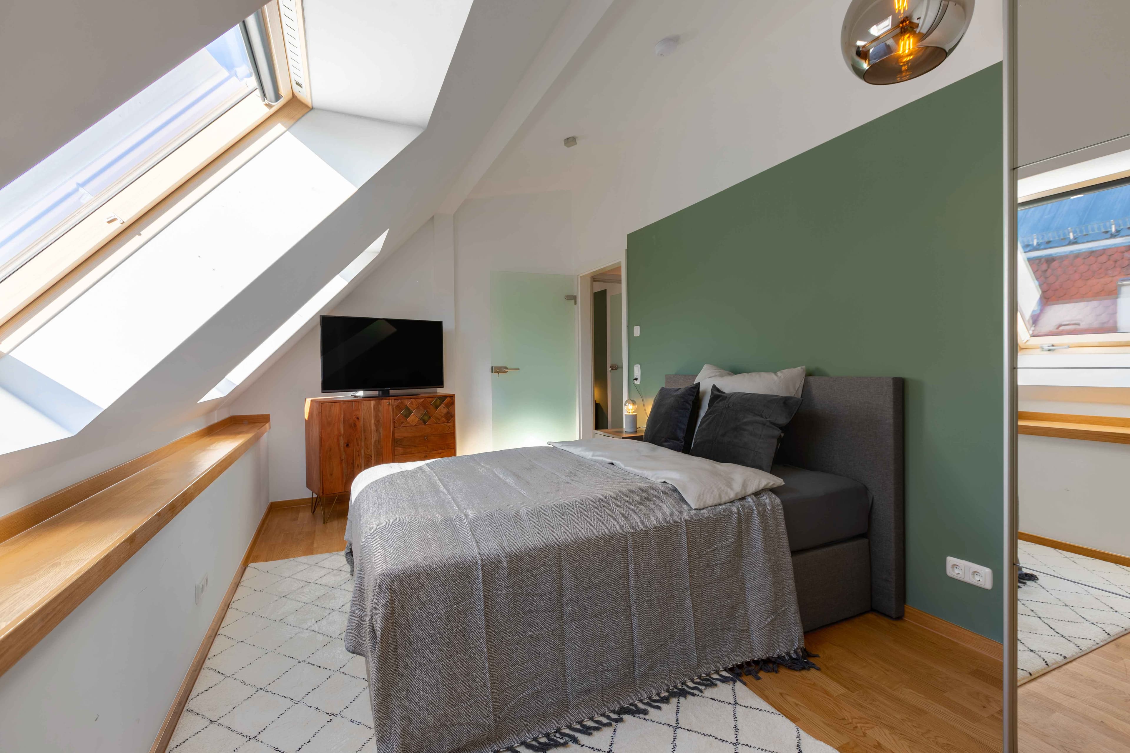 Picture of unit DE-02-001-004-01HF