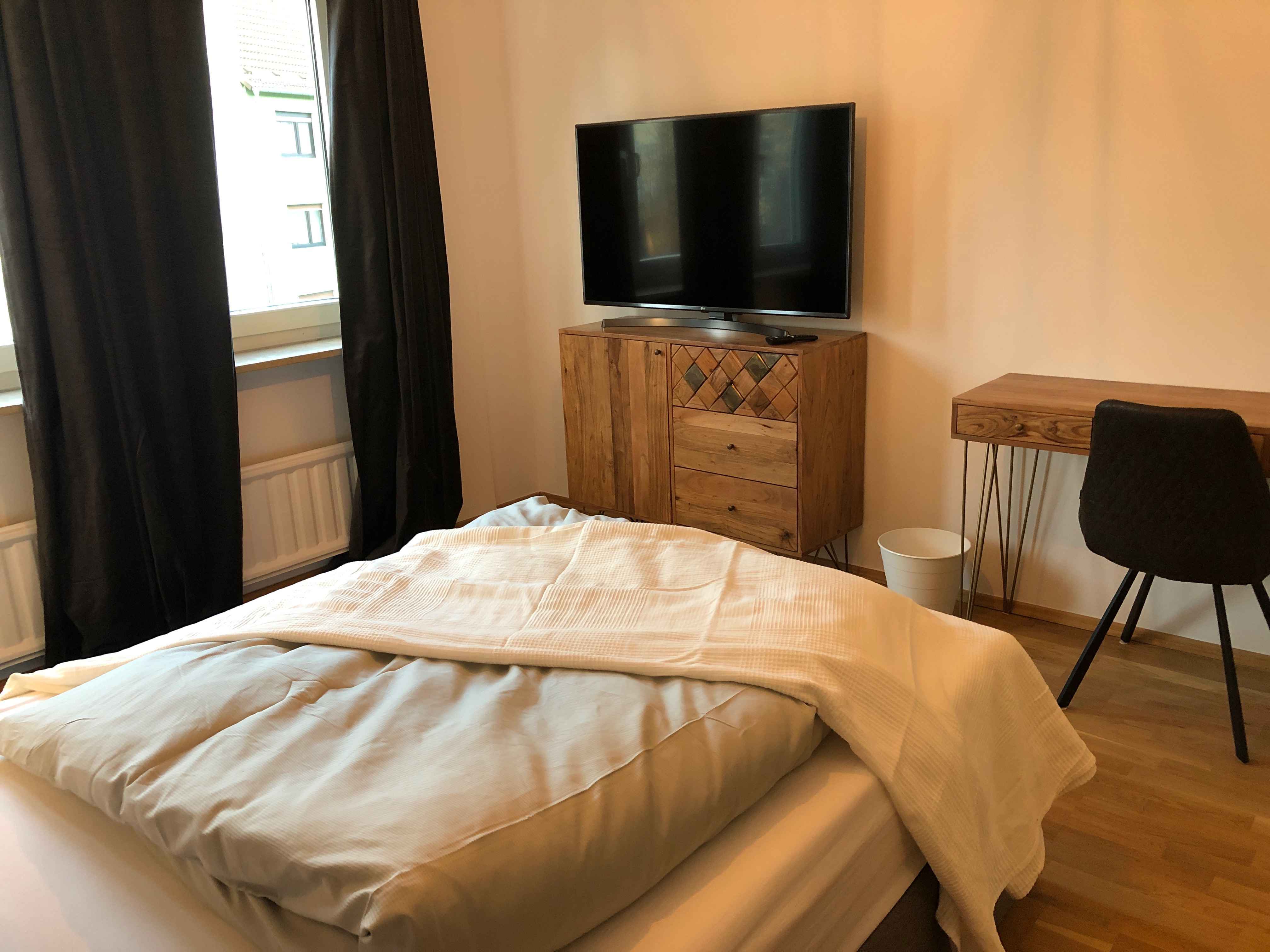 Picture of unit DE-04-003-002-02HF