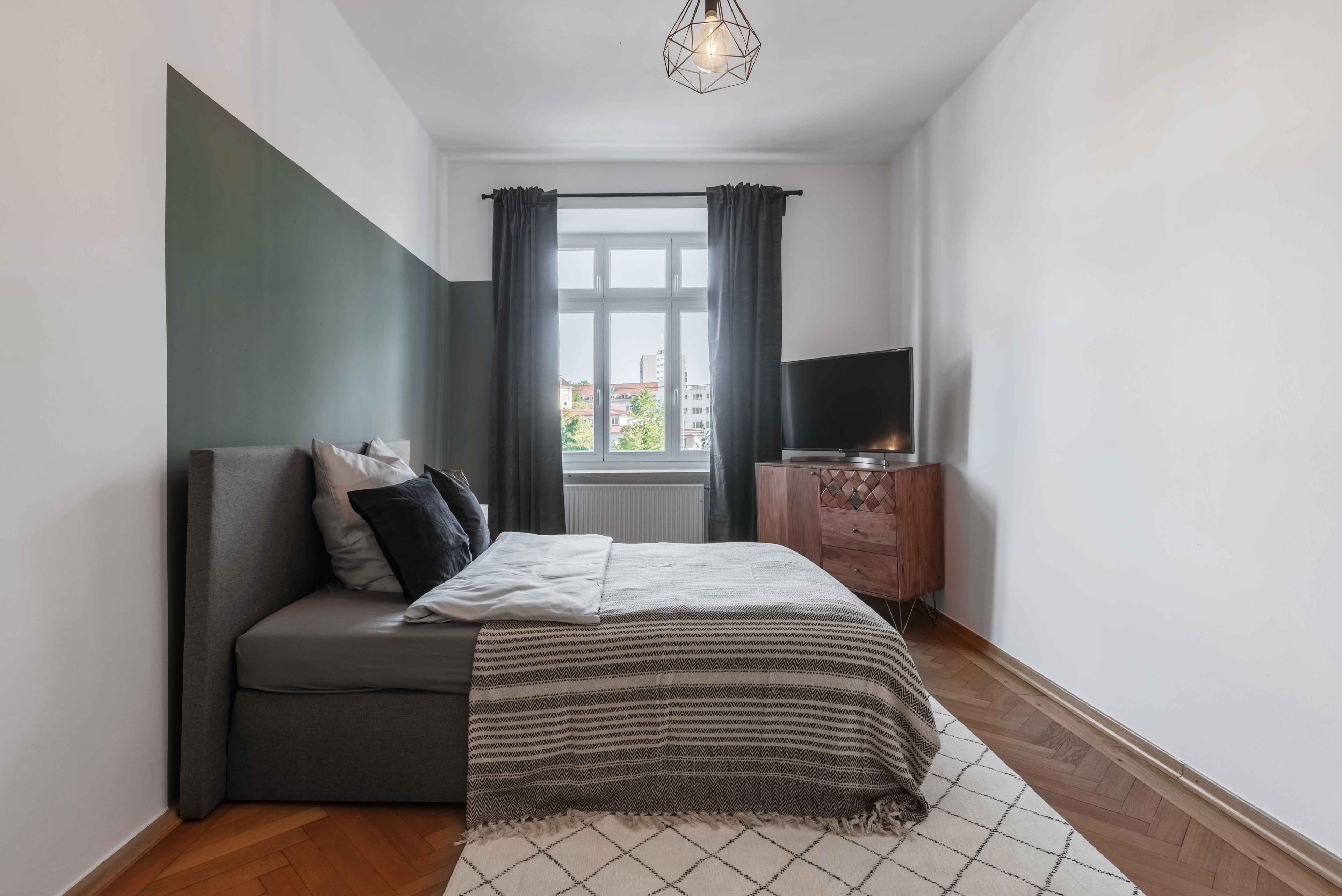 Picture of unit DE-02-005-001-02HF