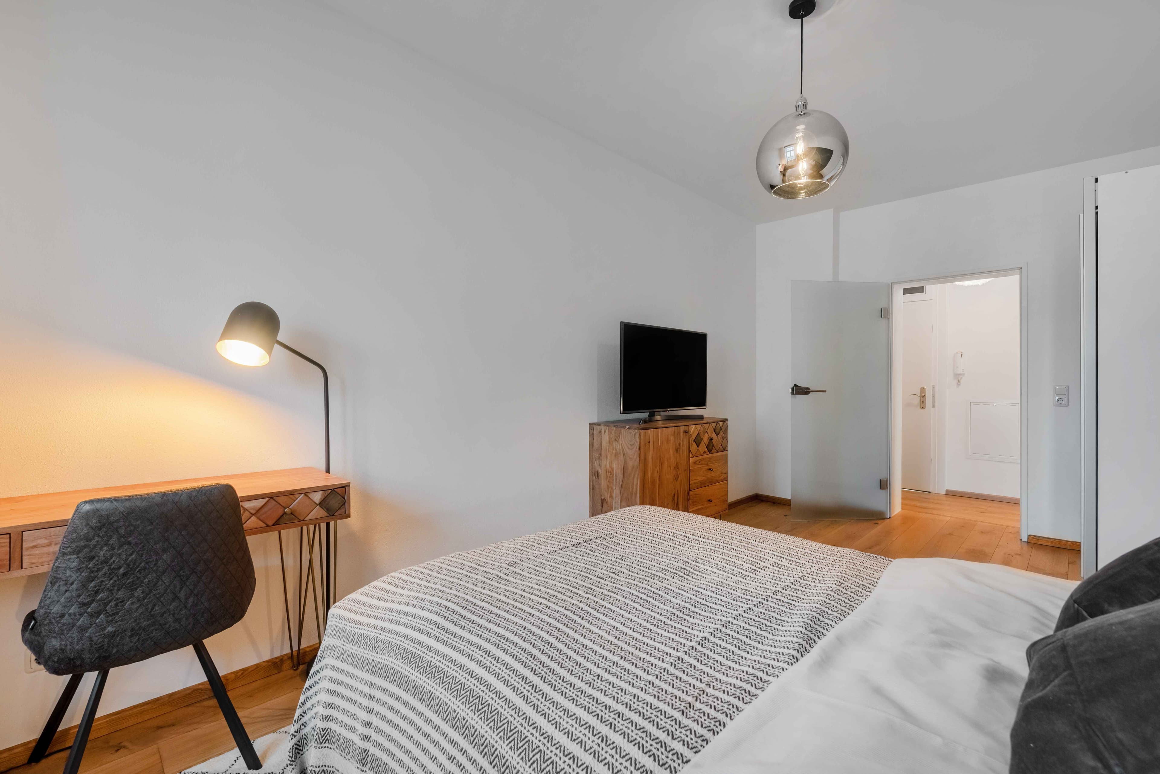 Picture of unit DE-02-007-004-04HF