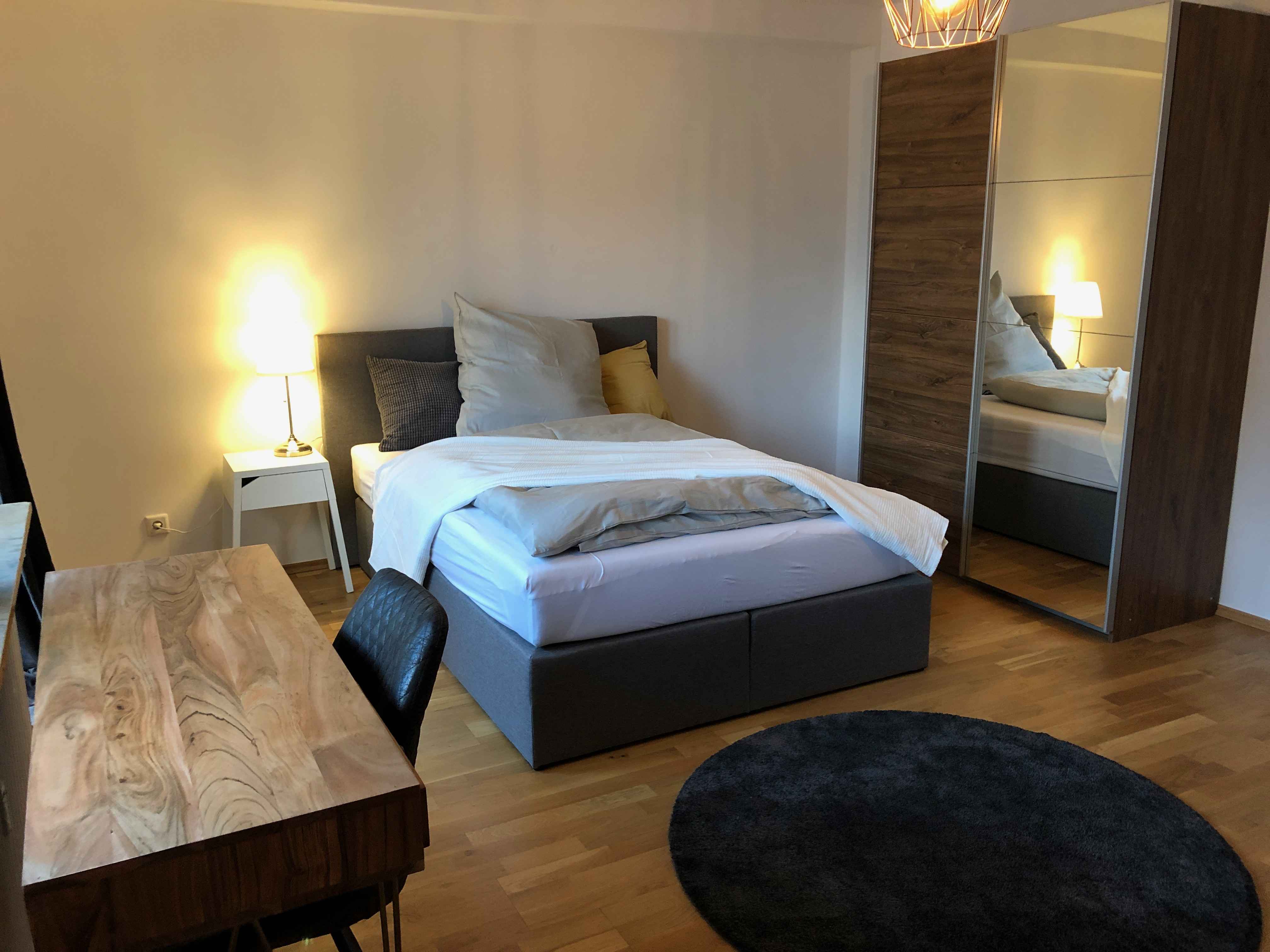 Picture of unit DE-04-003-002-03HF