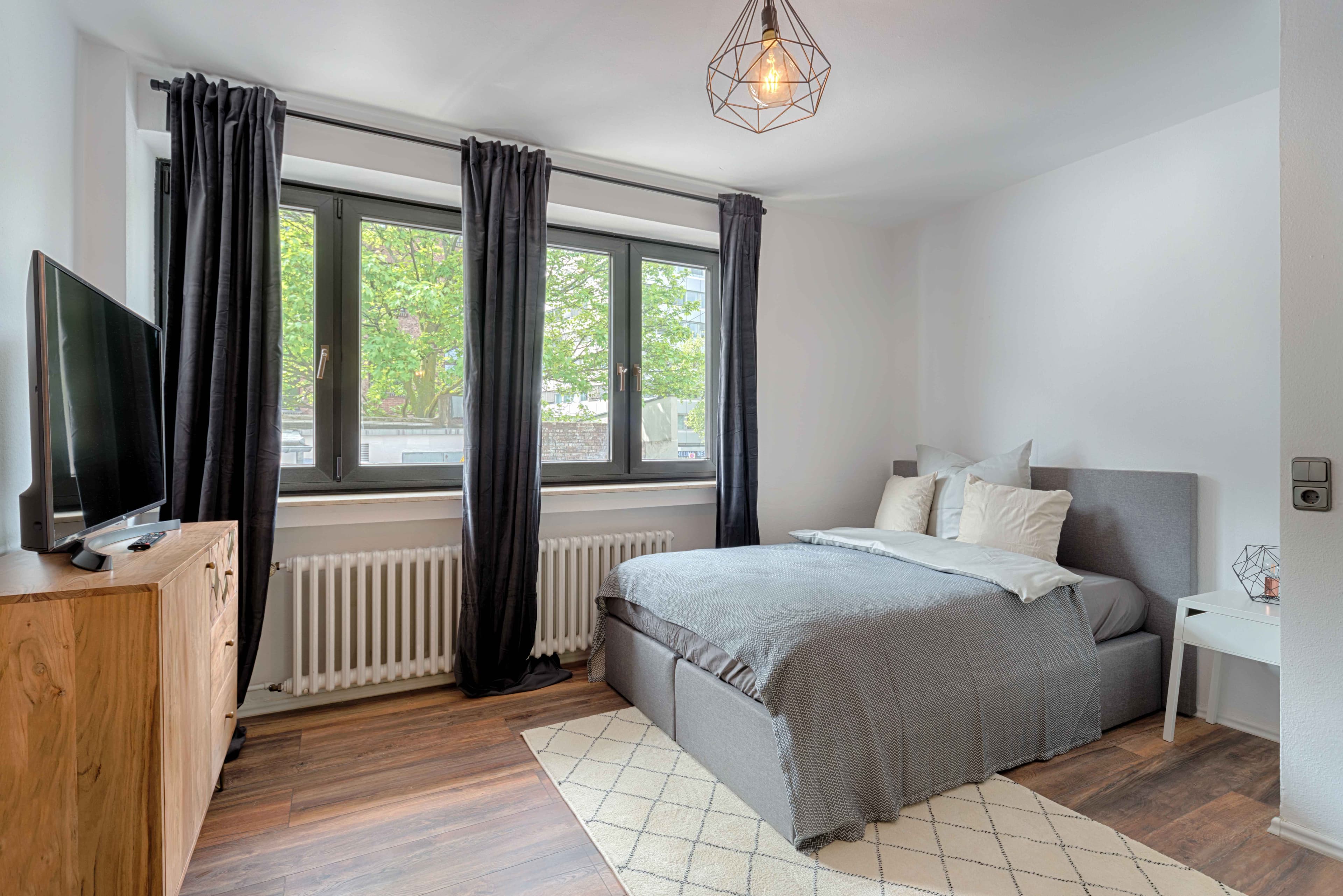 Picture of unit DE-07-004-001-01HF