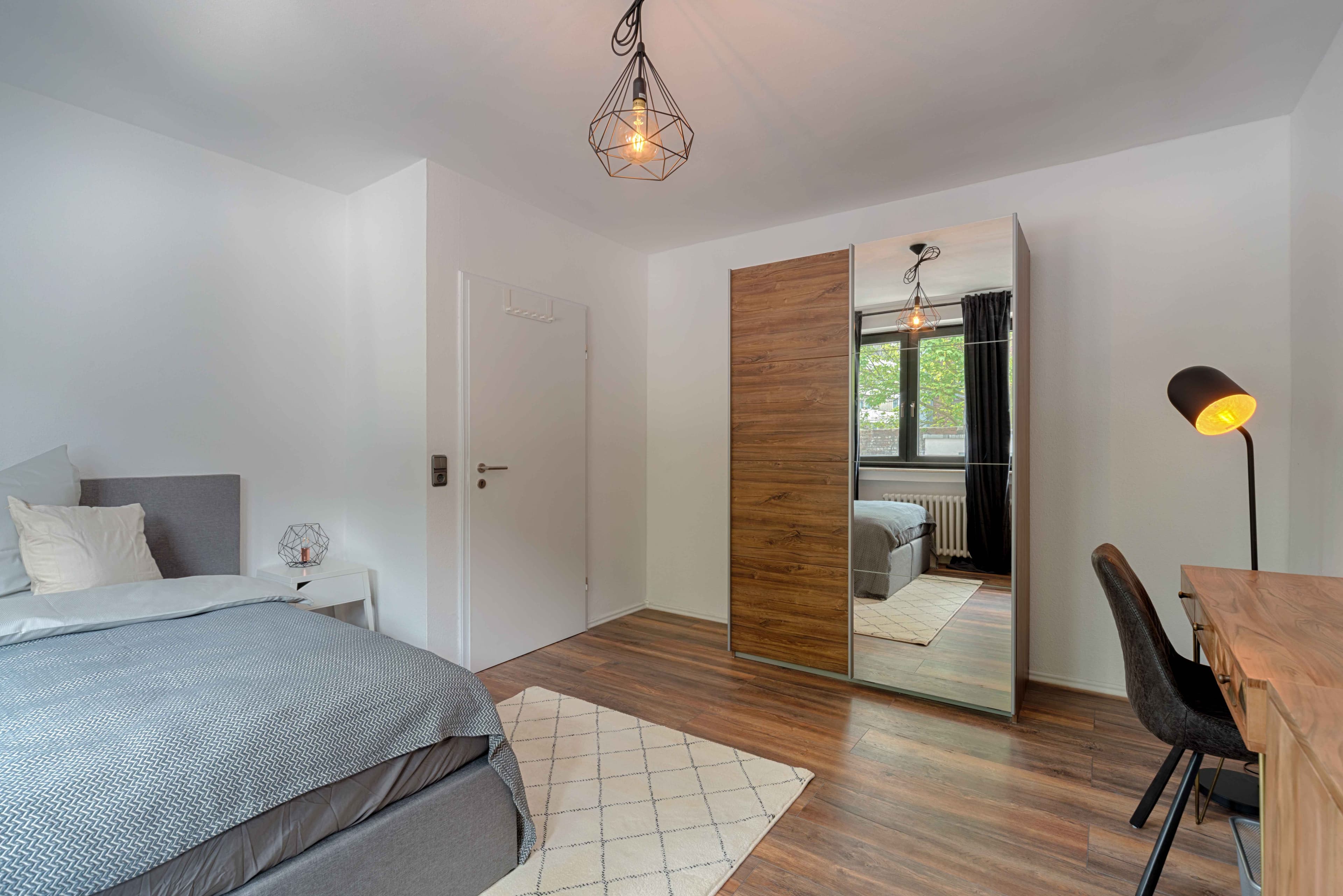 Picture of unit DE-07-004-001-01HF