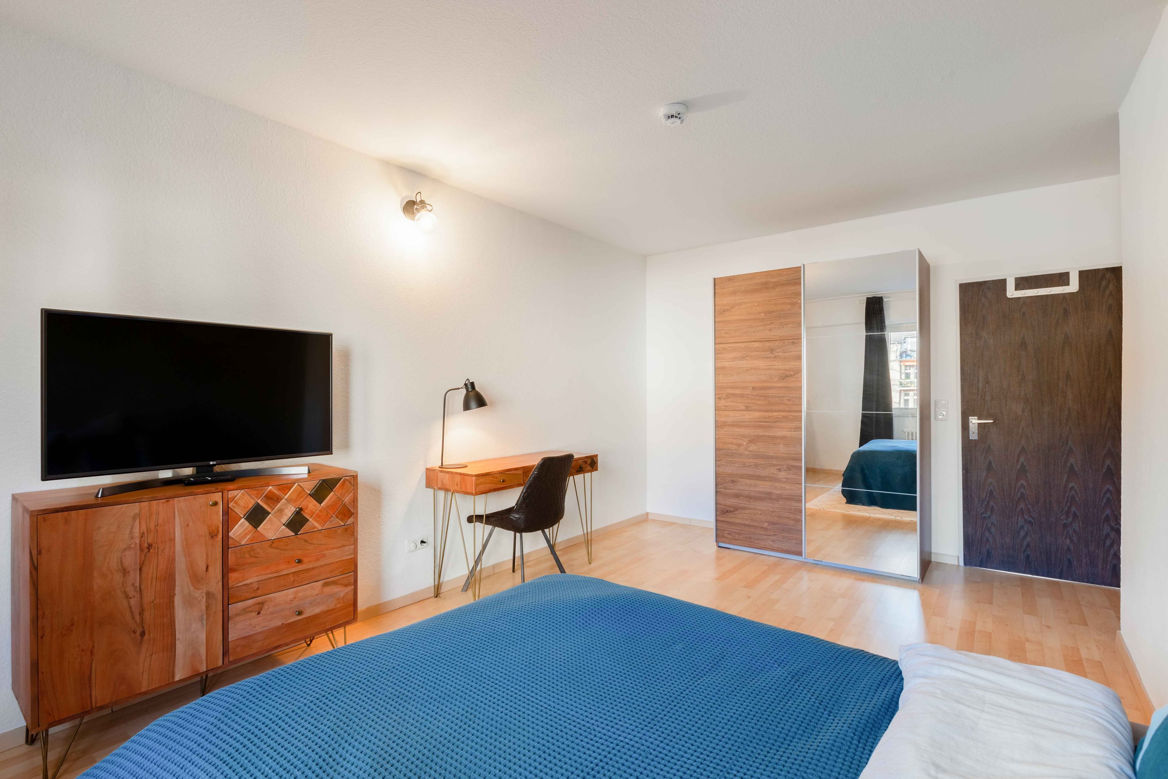 Picture of unit DE-07-006-001-02HF