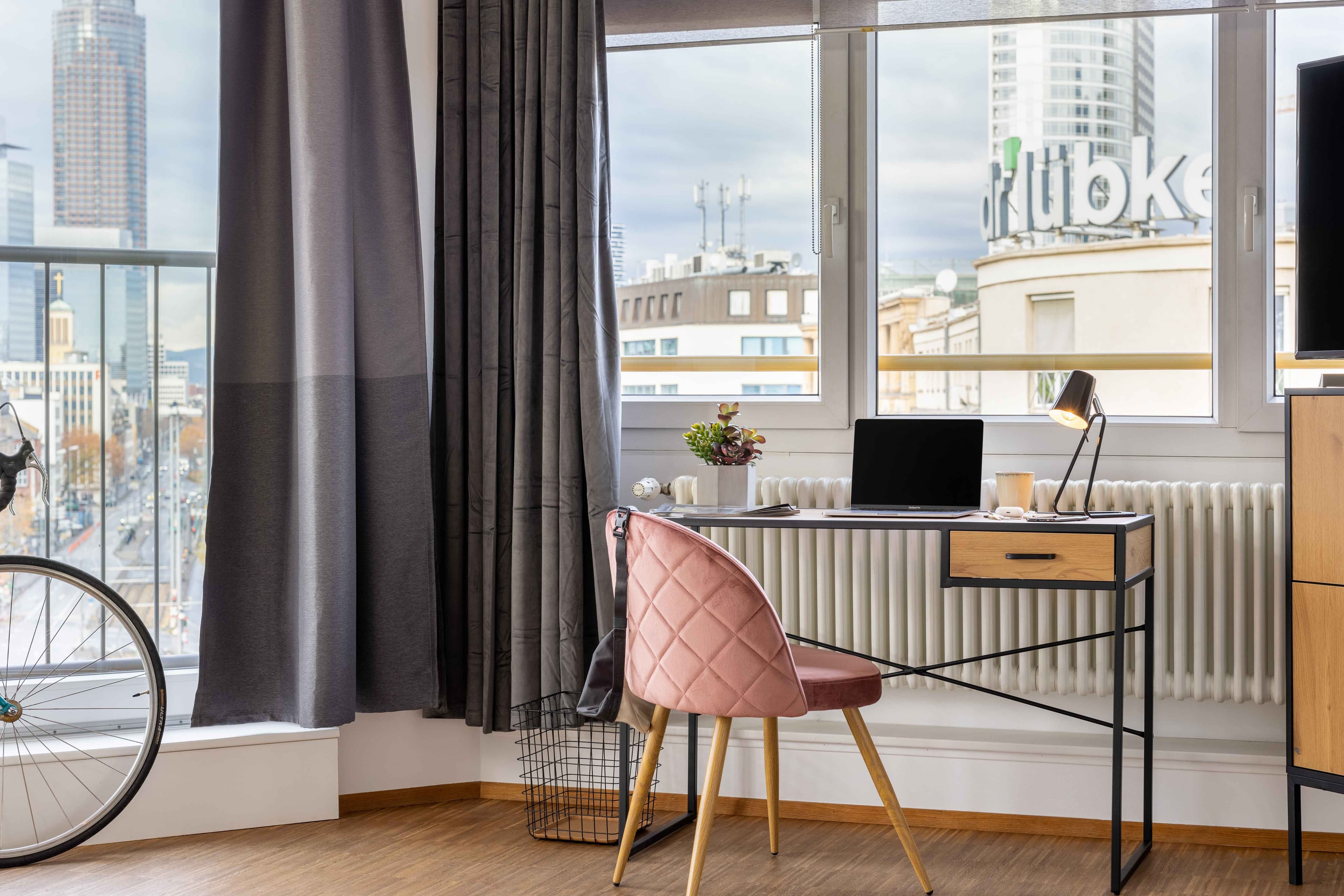Marketing picture of unit DE-04-001-002-01HF