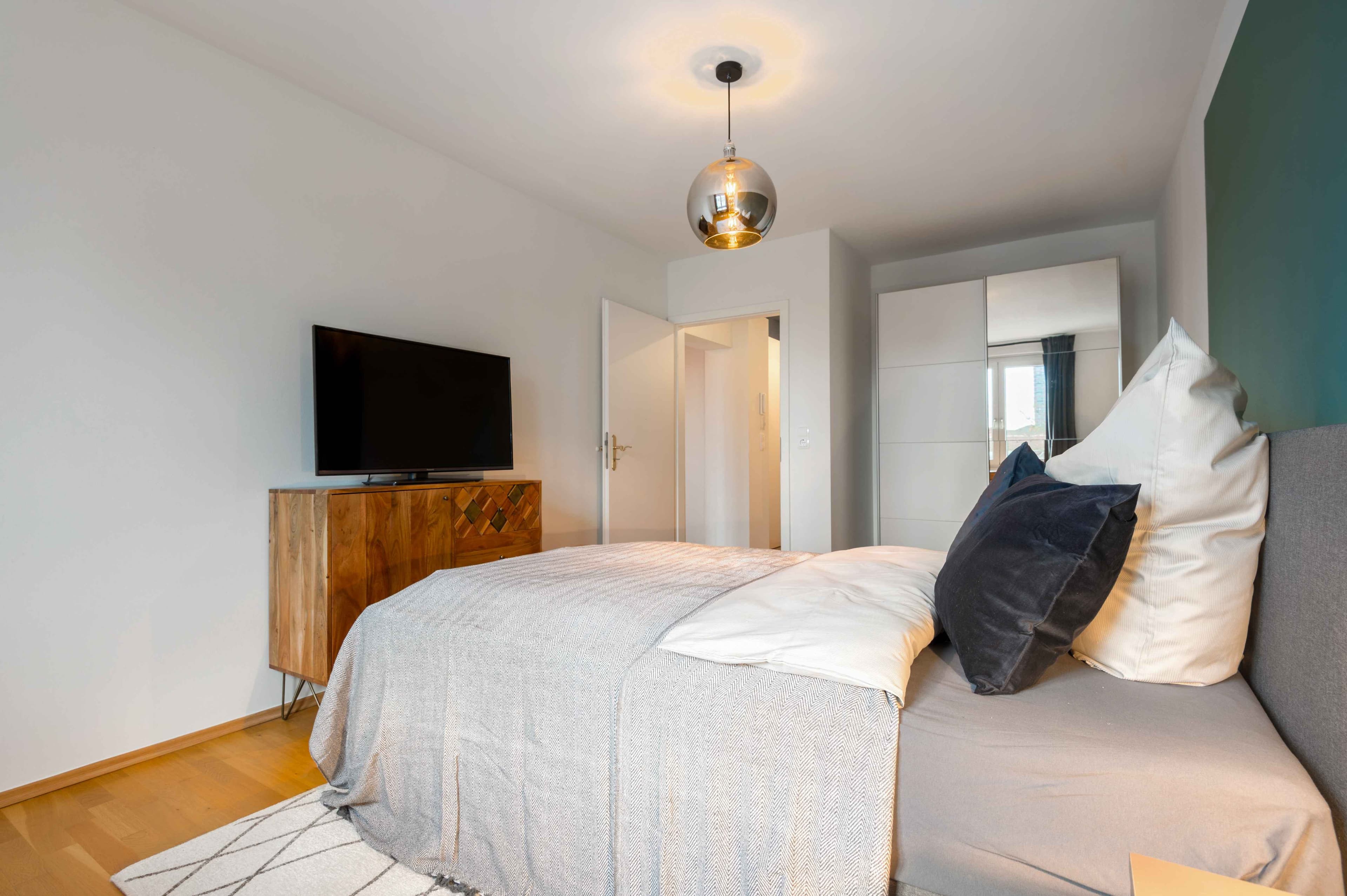 Picture of unit DE-04-006-001-03HF