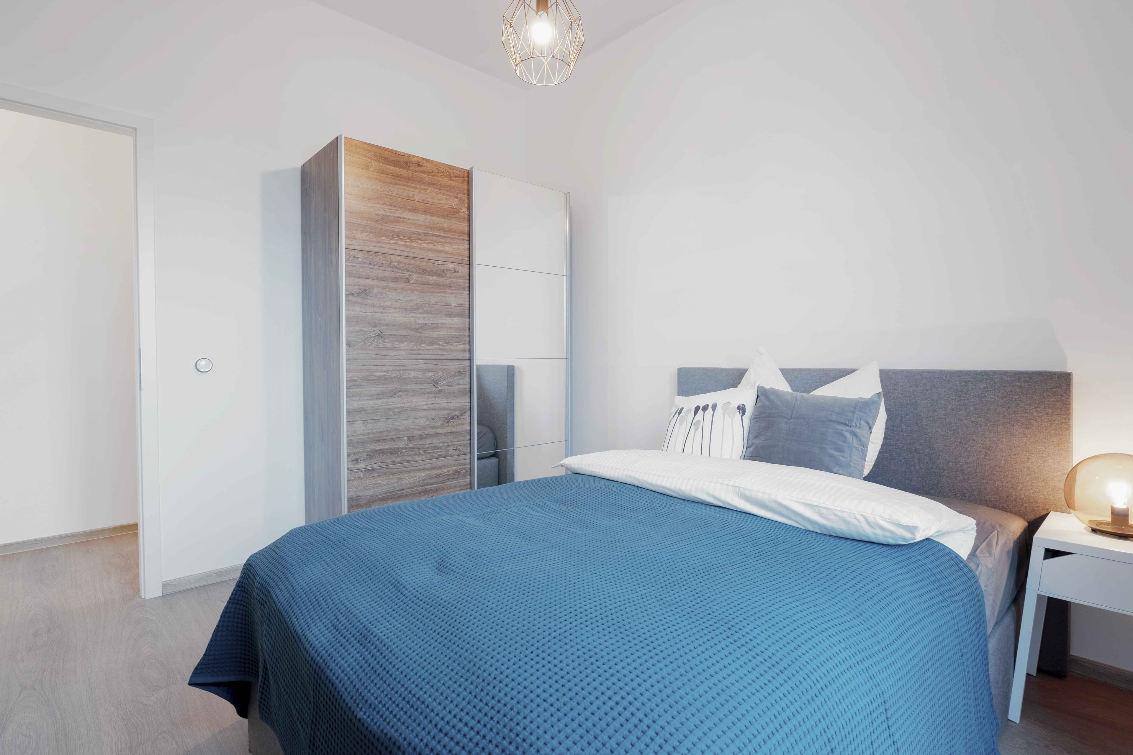 Marketing picture of unit DE-01-008-002-05HF